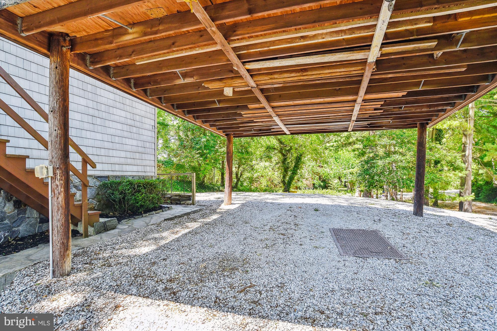 NORTH SHORE - Residential