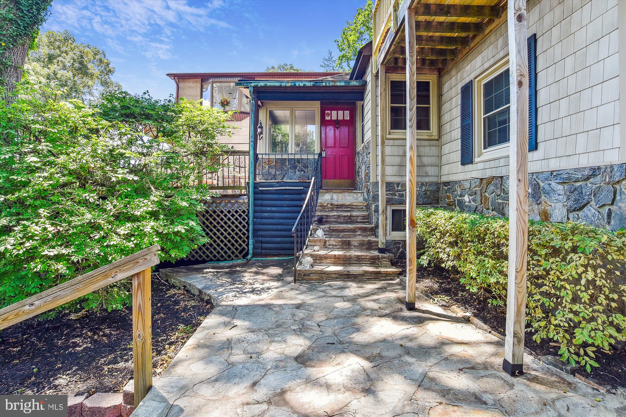 NORTH SHORE - Residential