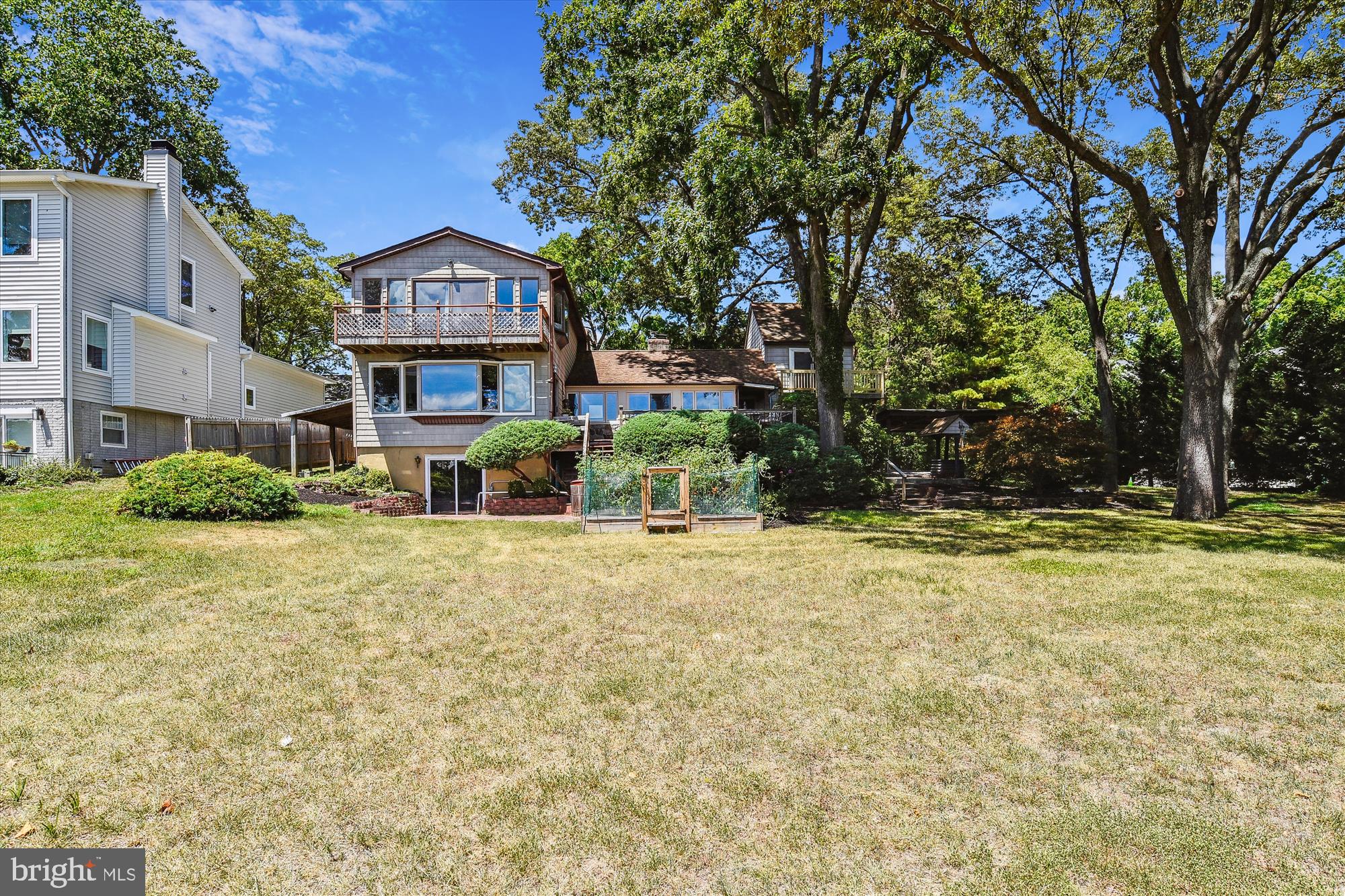 NORTH SHORE - Residential