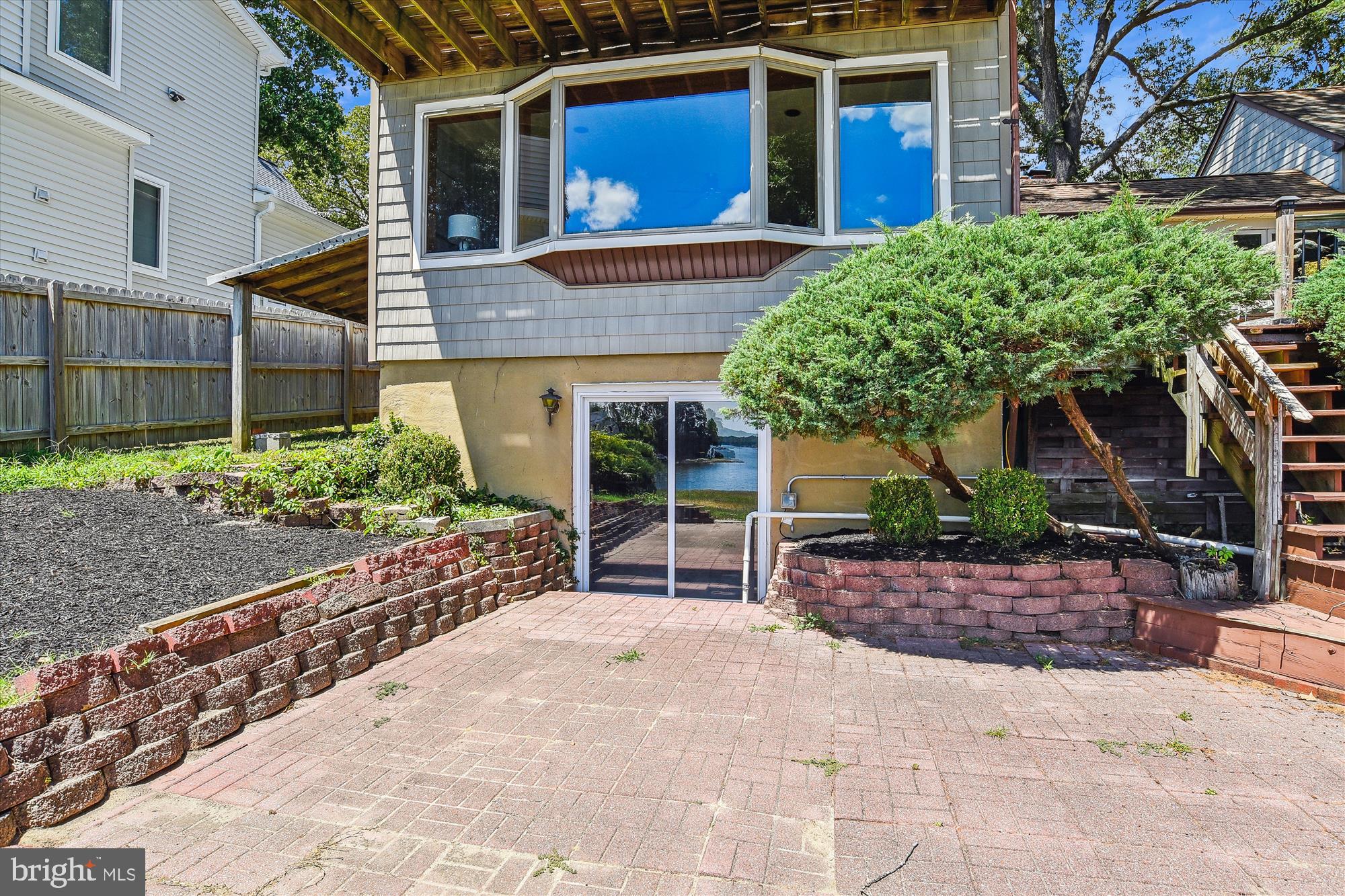 NORTH SHORE - Residential