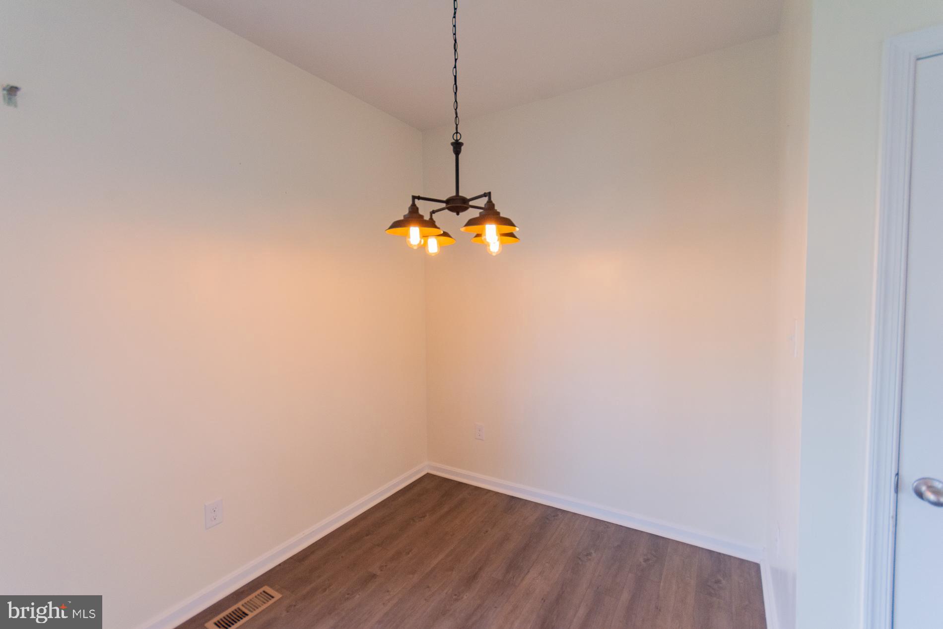 BERKELEY RIDGE - Residential