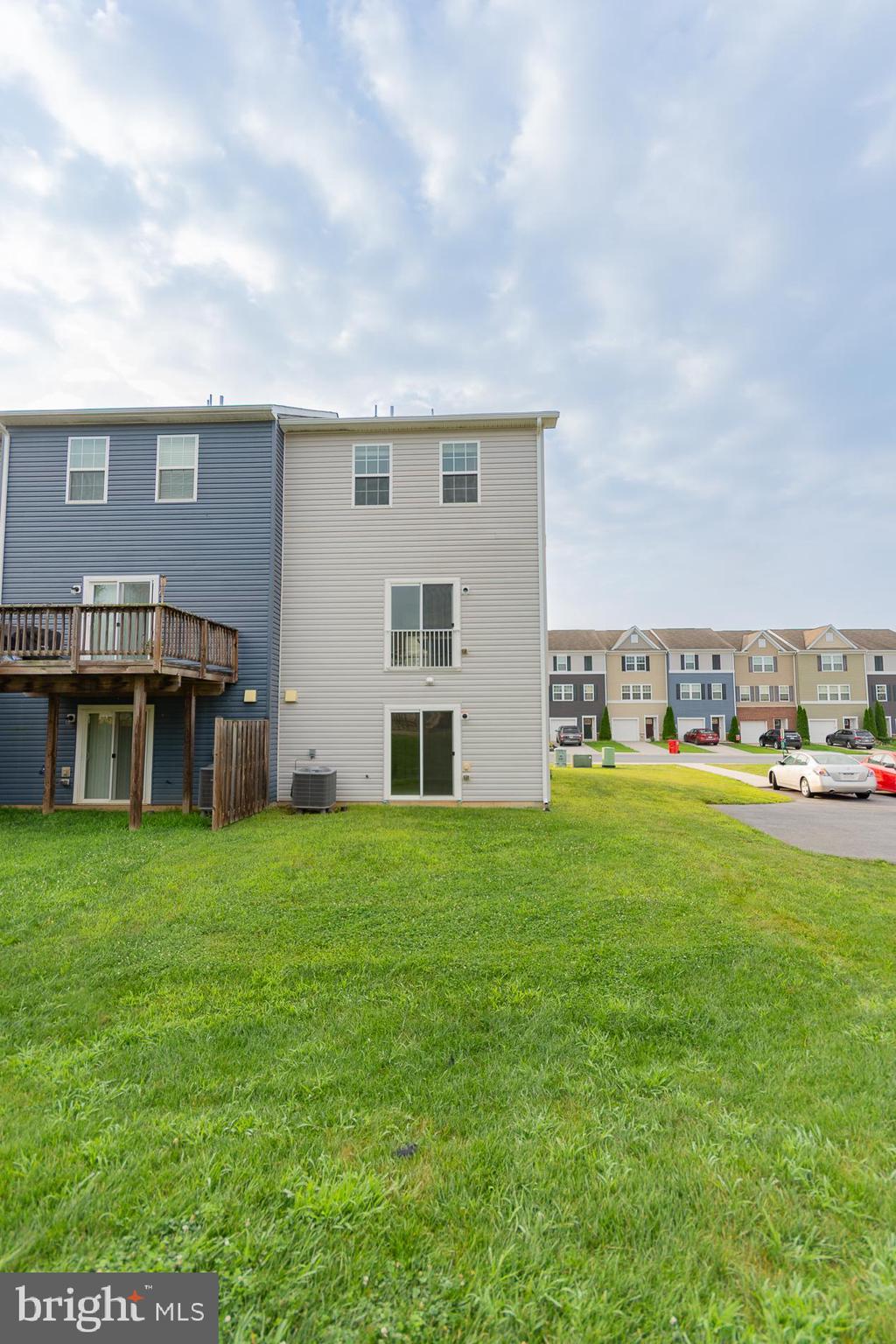 BERKELEY RIDGE - Residential