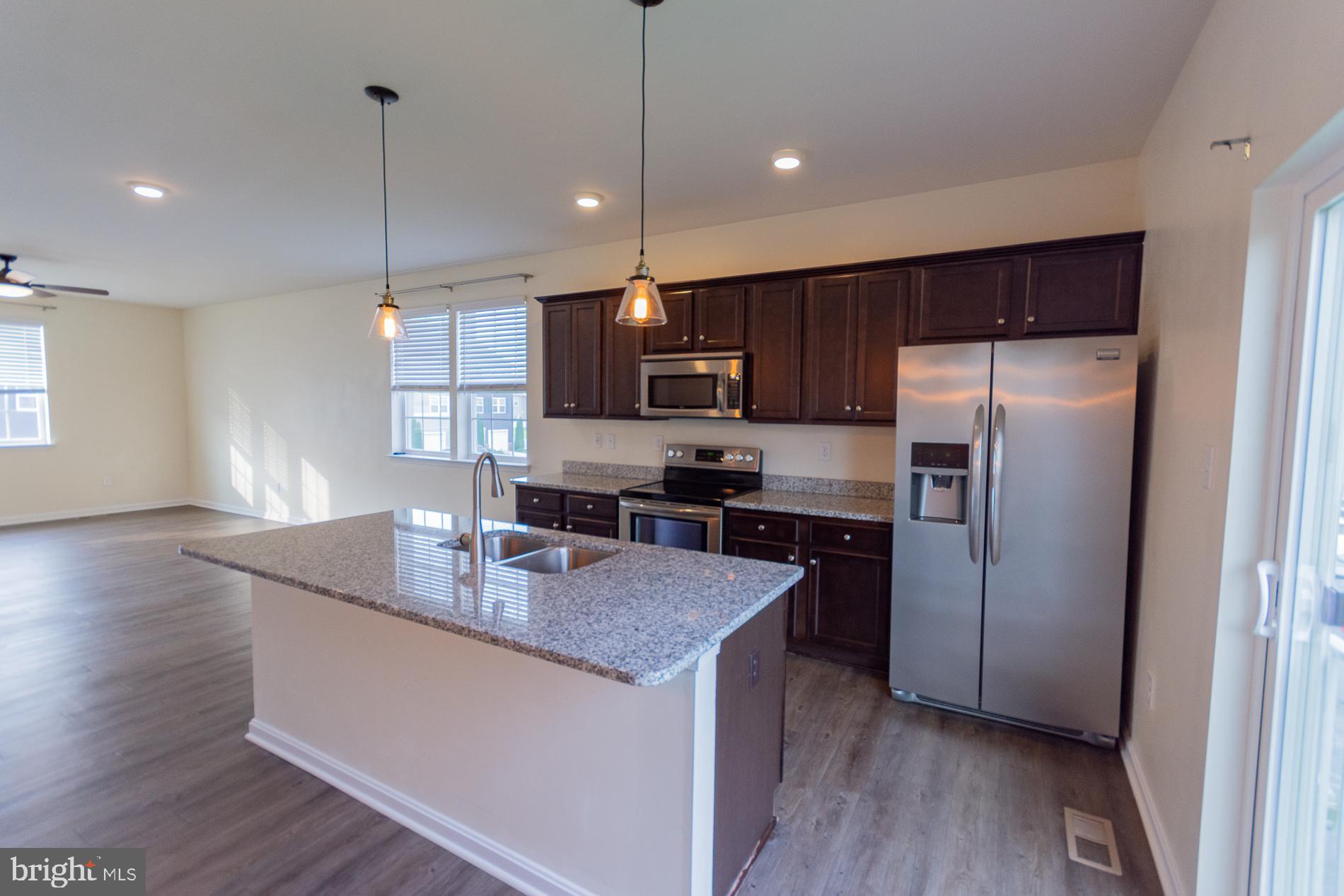 BERKELEY RIDGE - Residential