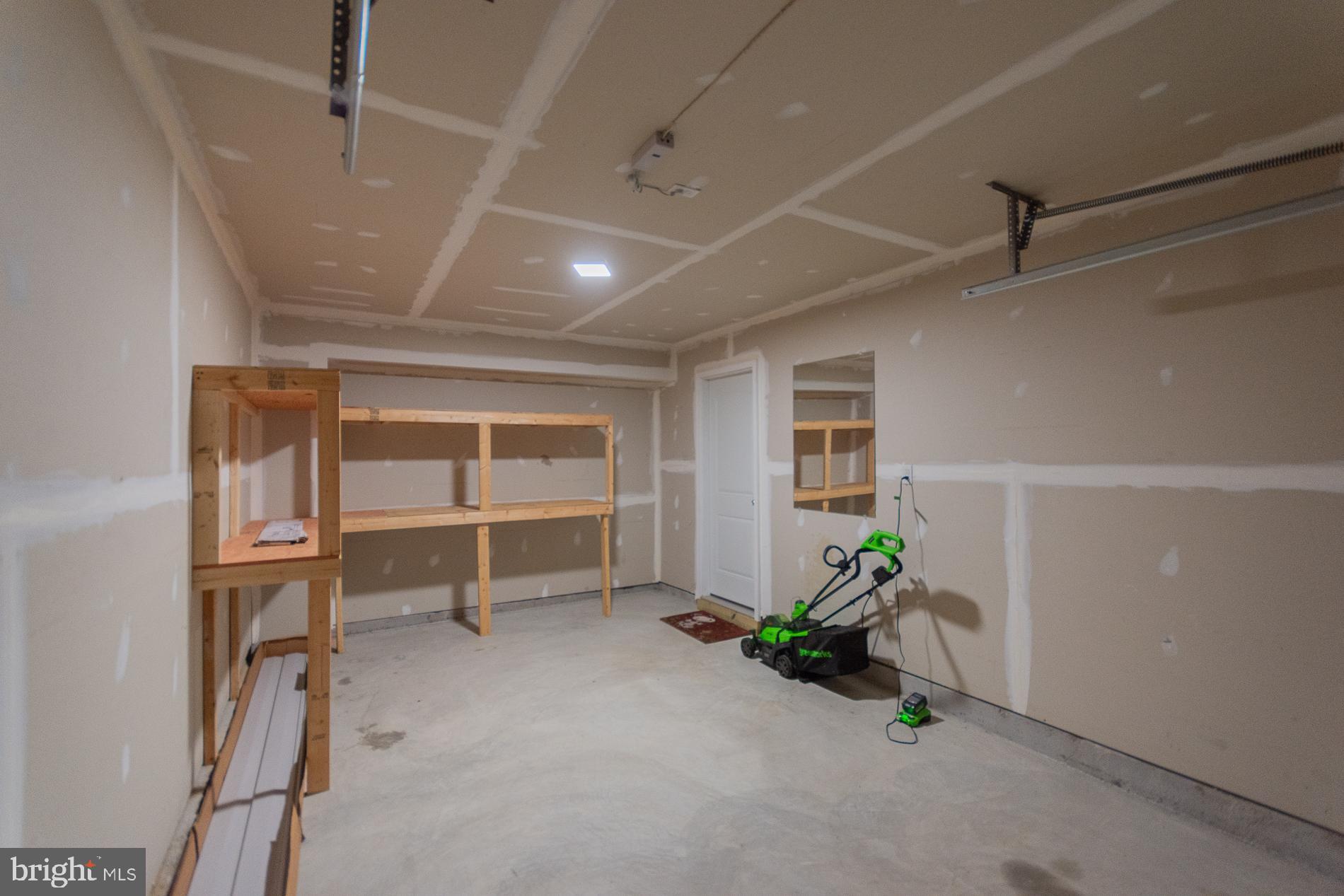 BERKELEY RIDGE - Residential