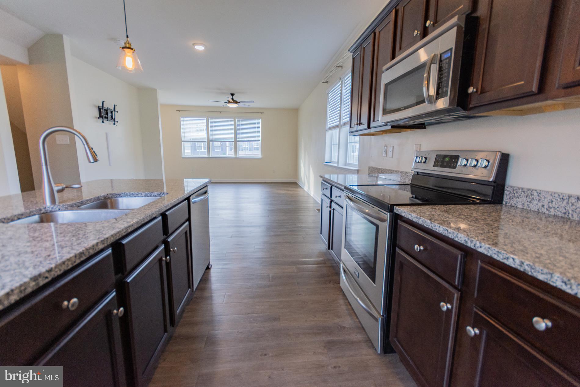 BERKELEY RIDGE - Residential