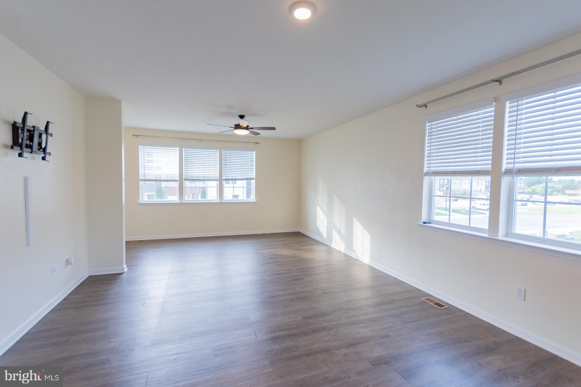 BERKELEY RIDGE - Residential