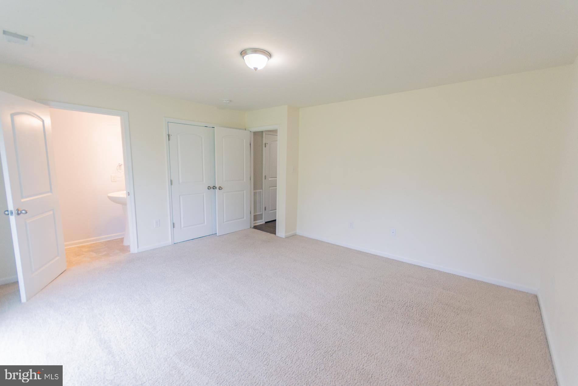 BERKELEY RIDGE - Residential