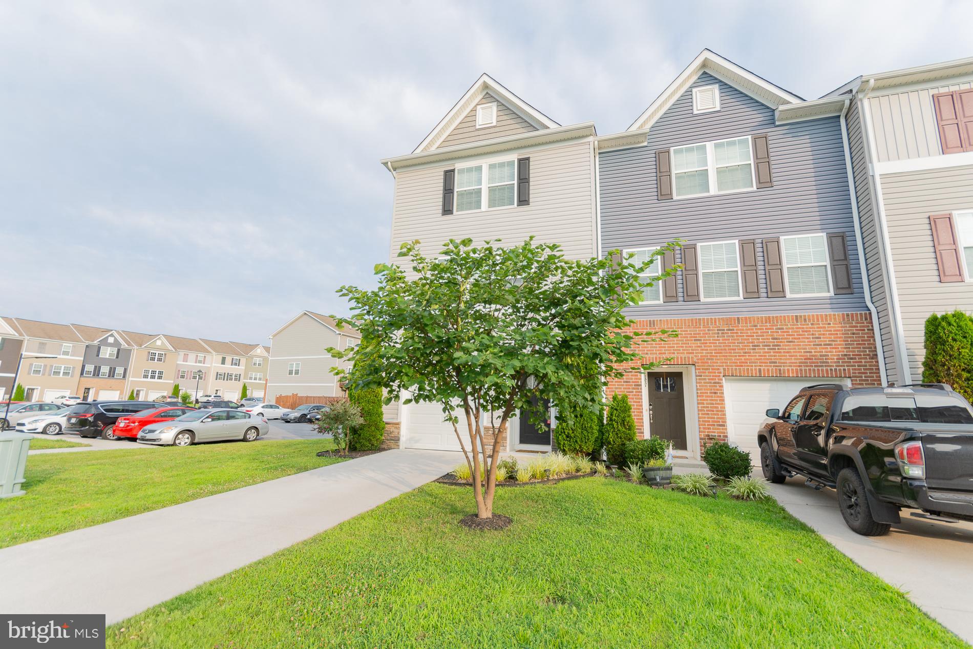 BERKELEY RIDGE - Residential