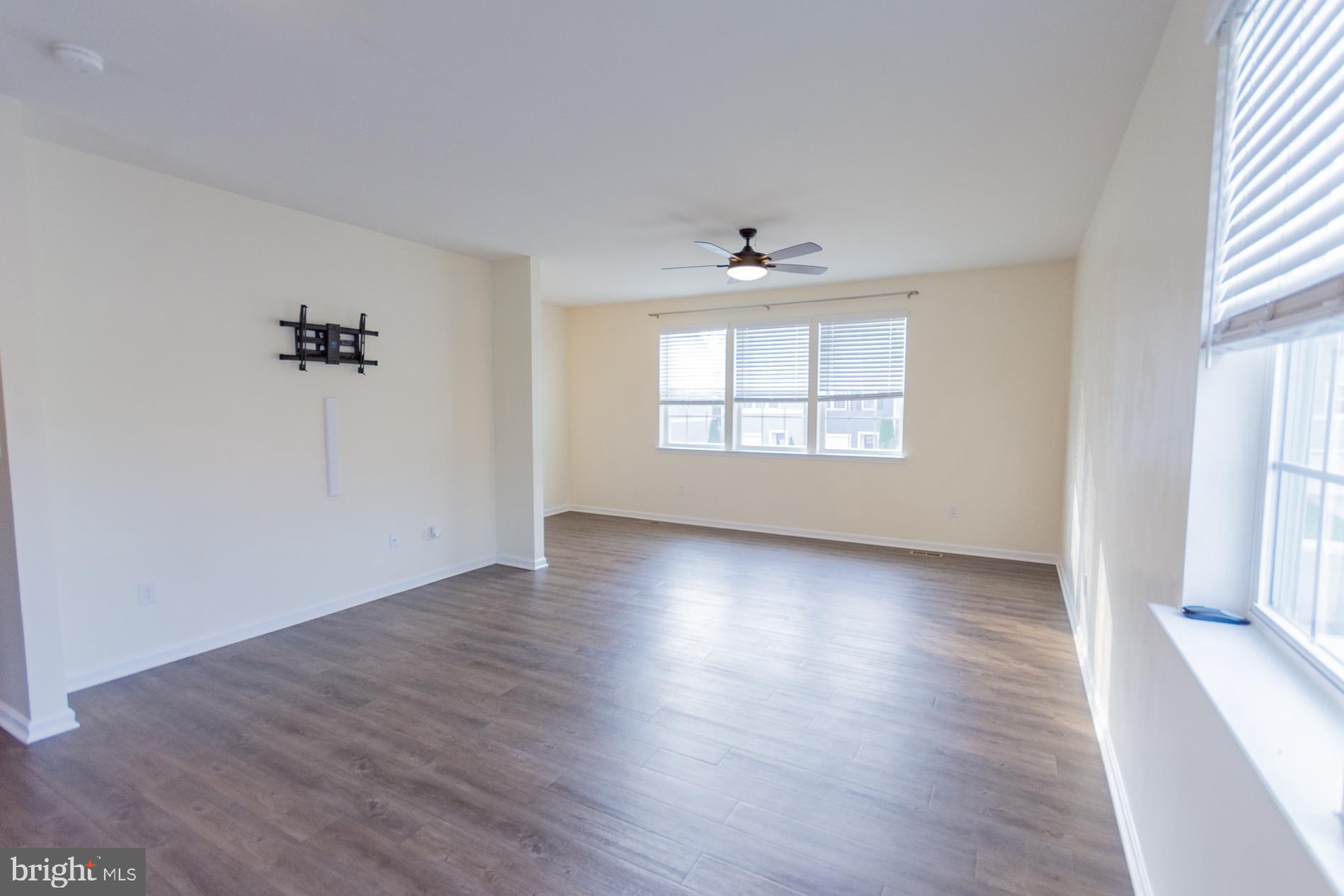 BERKELEY RIDGE - Residential