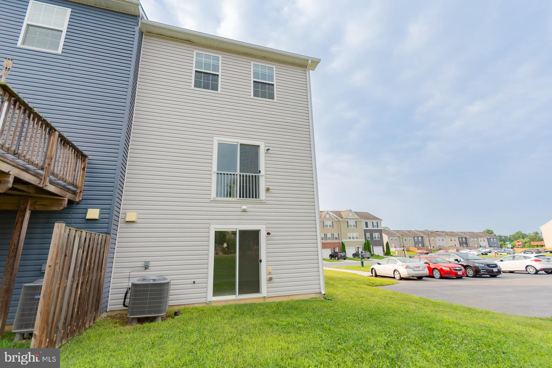 BERKELEY RIDGE - Residential