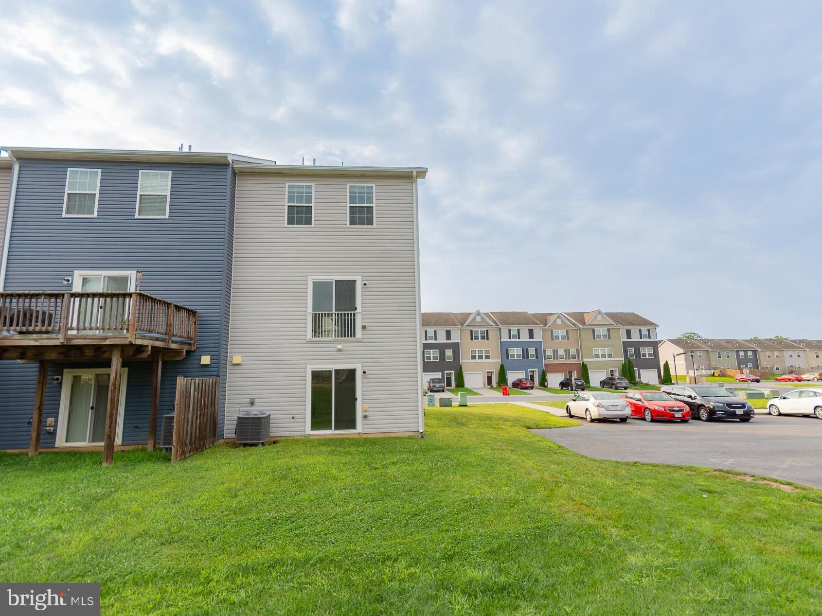 BERKELEY RIDGE - Residential