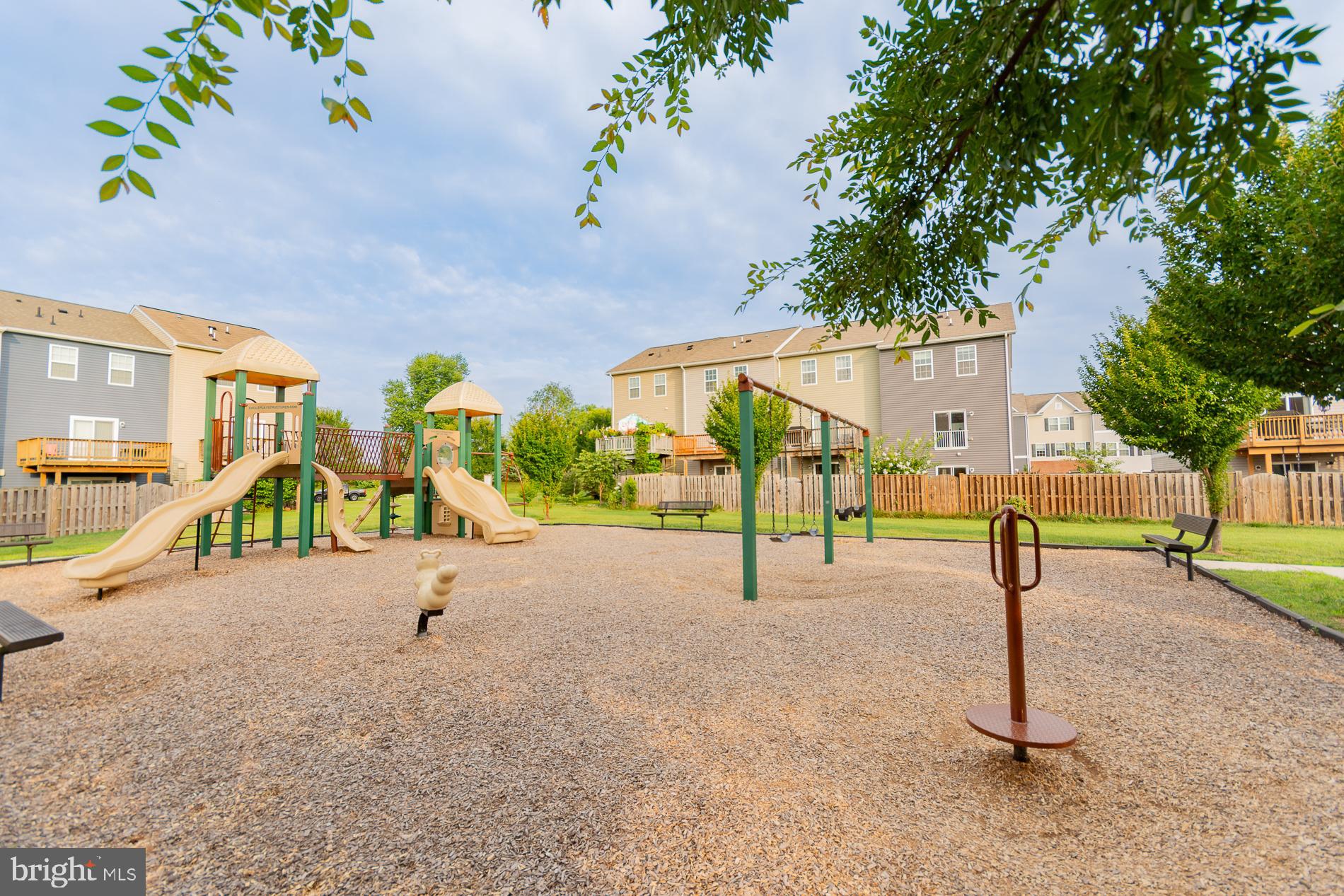 BERKELEY RIDGE - Residential