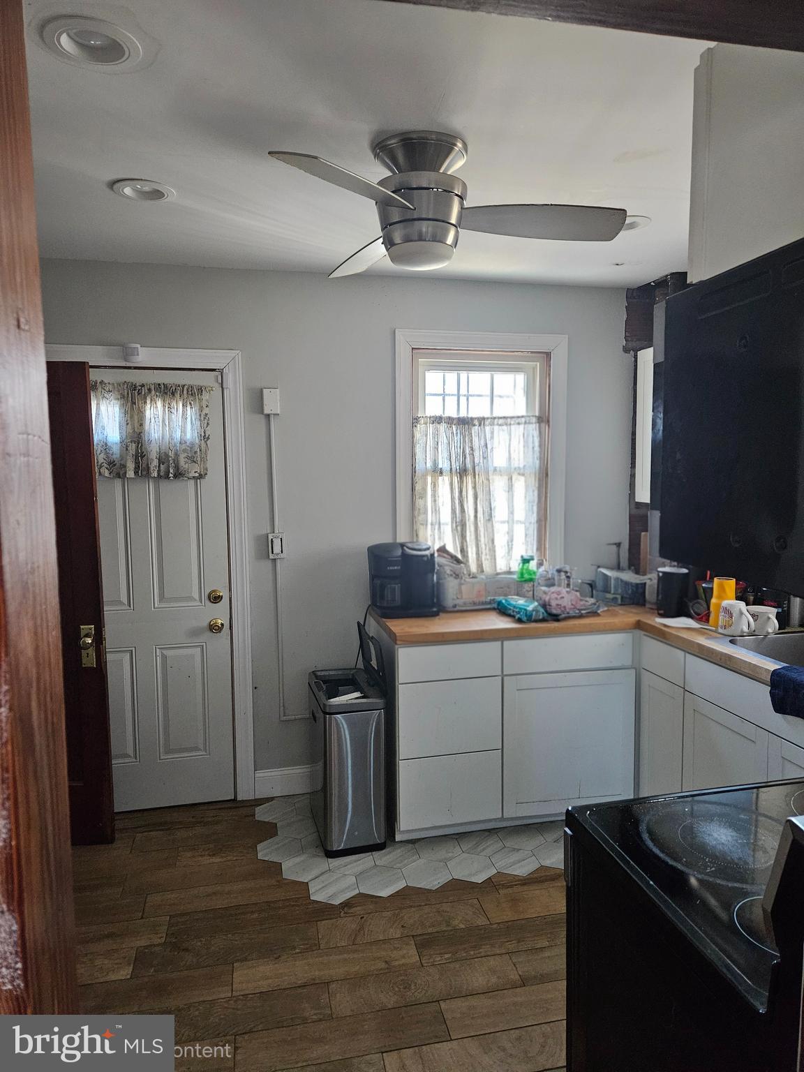 GLENN DALE - Residential