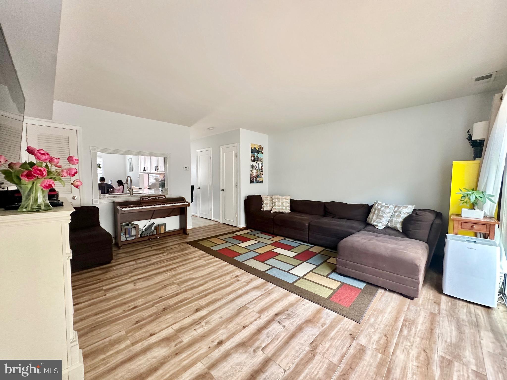 CARDINAL FOREST - Residential Lease