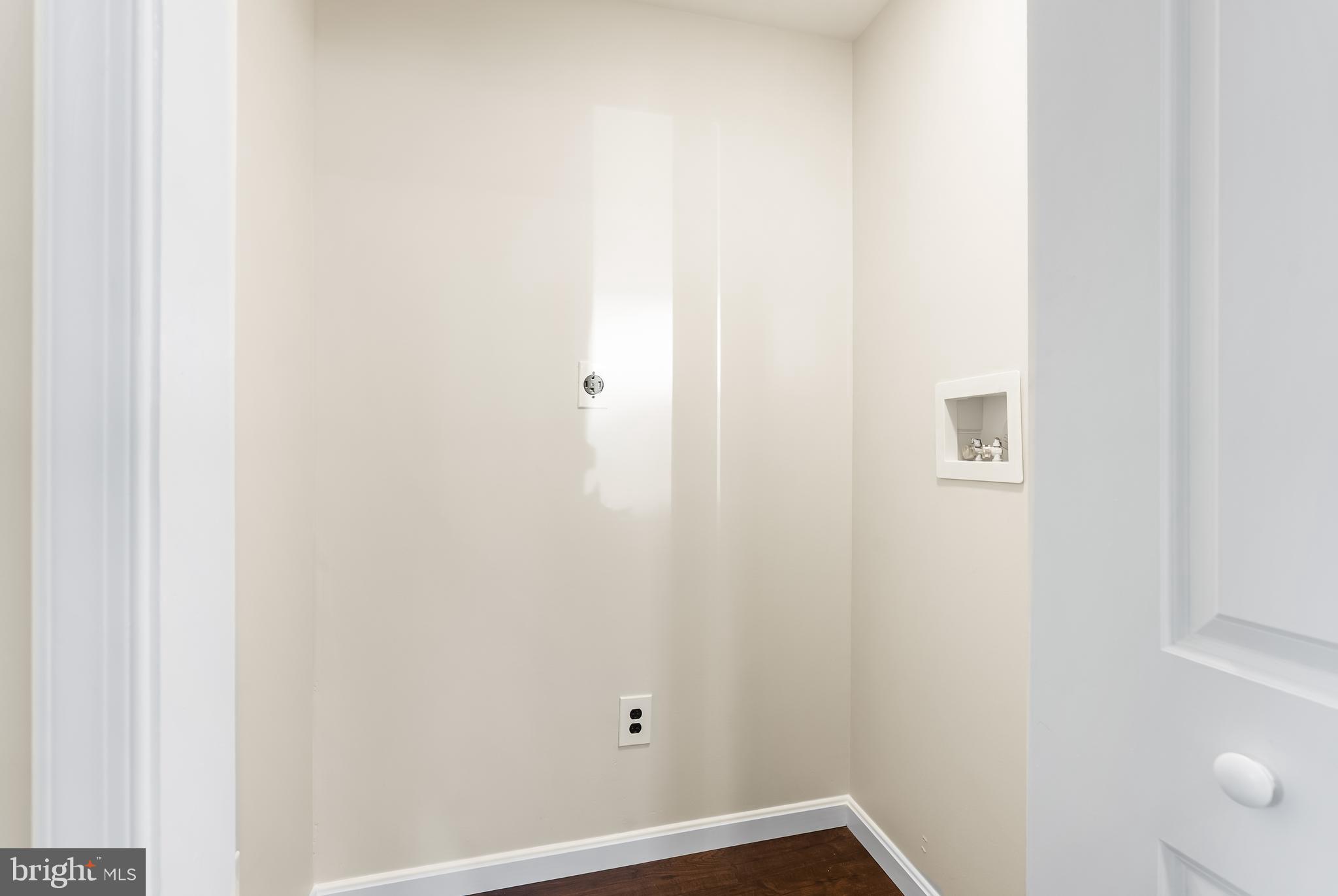 ARUNDEL GARDENS - Residential