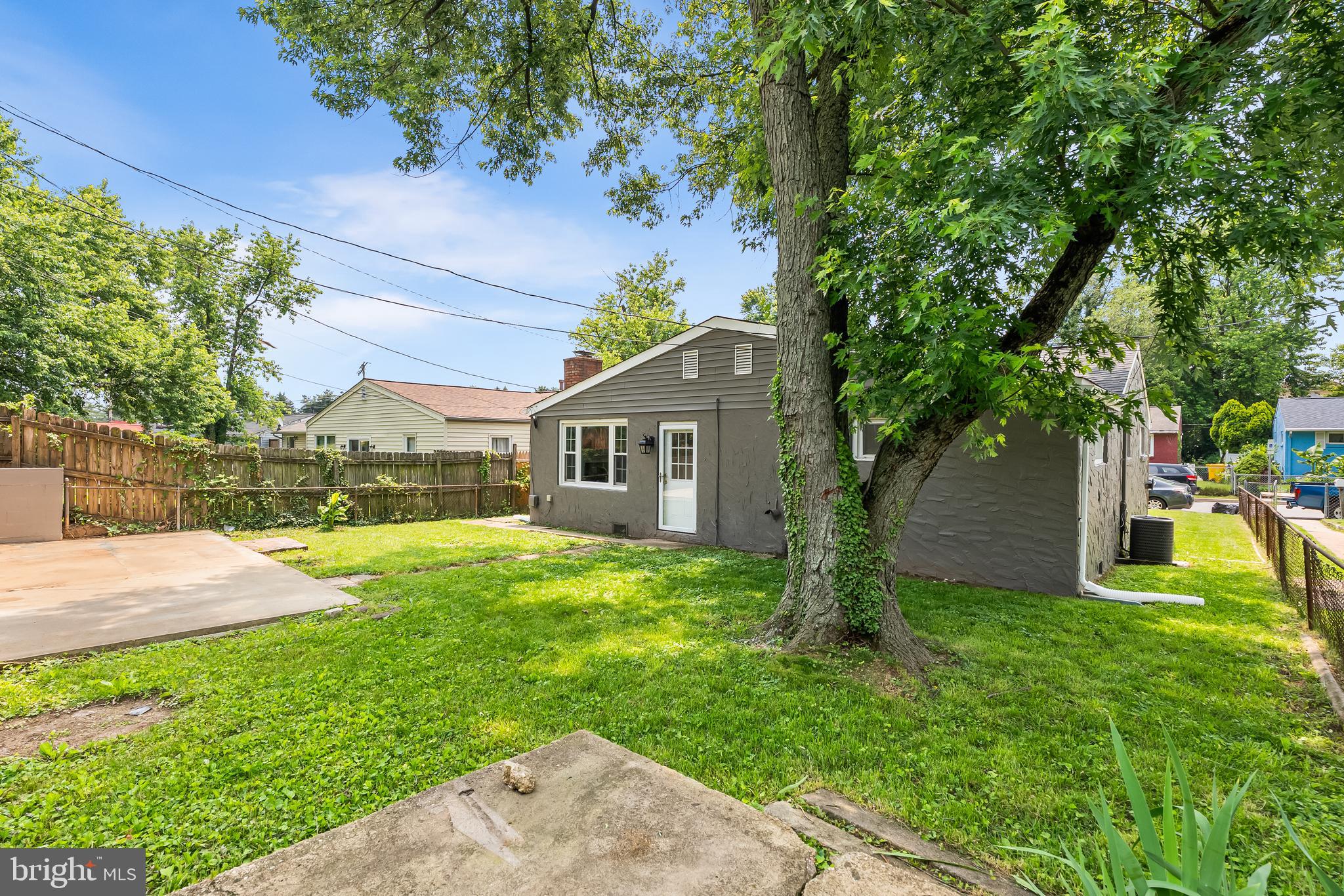 ARUNDEL GARDENS - Residential