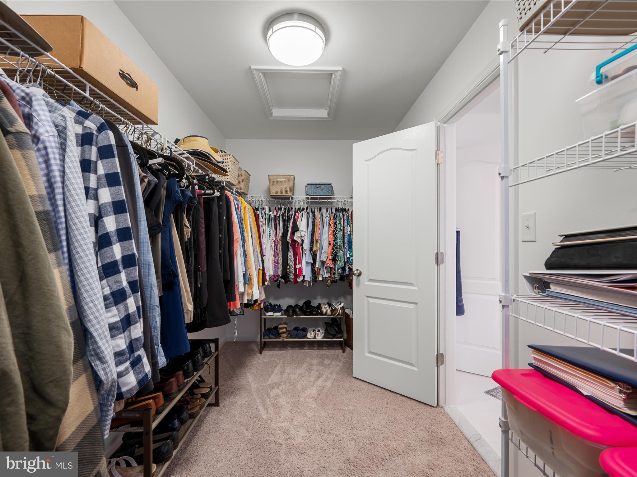 LAKE HOLIDAY ESTATES - Residential