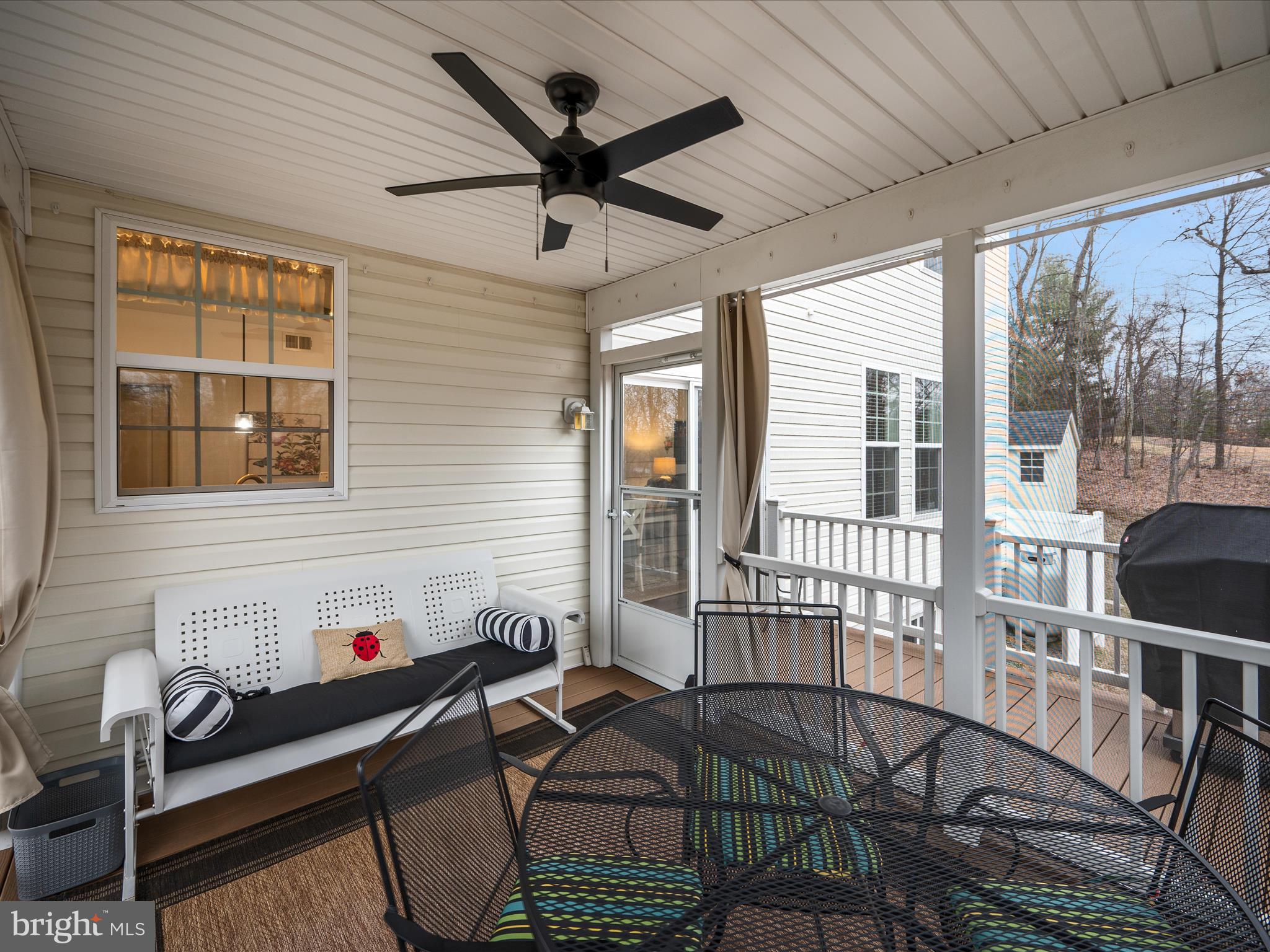 LAKE HOLIDAY ESTATES - Residential