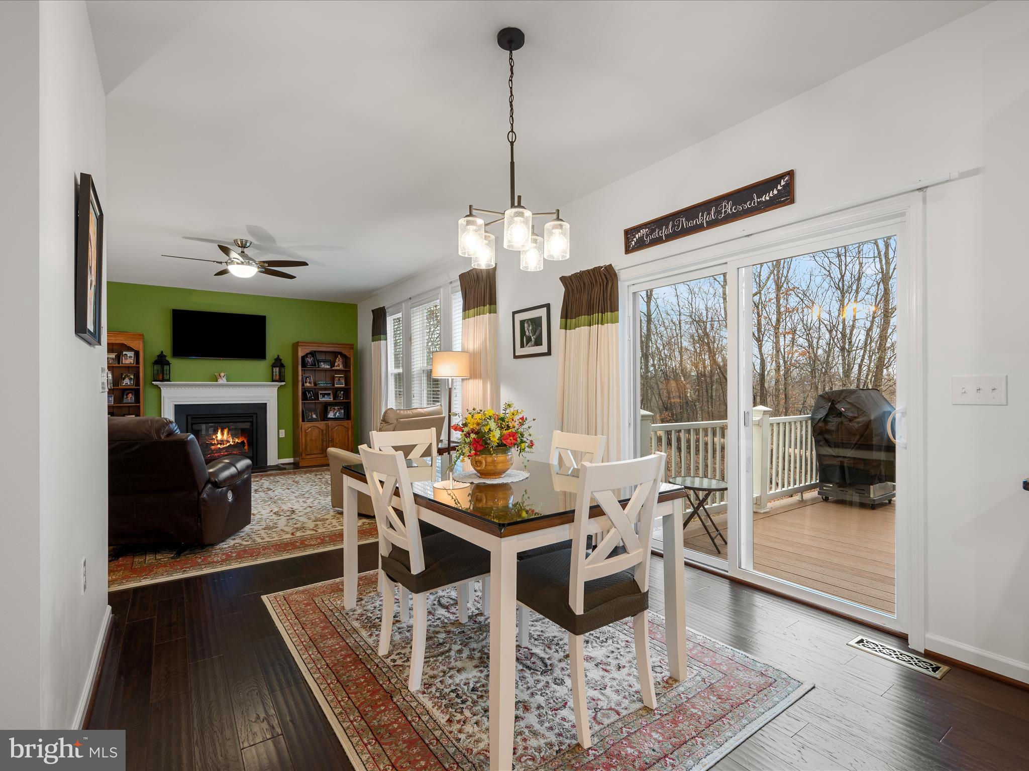 LAKE HOLIDAY ESTATES - Residential