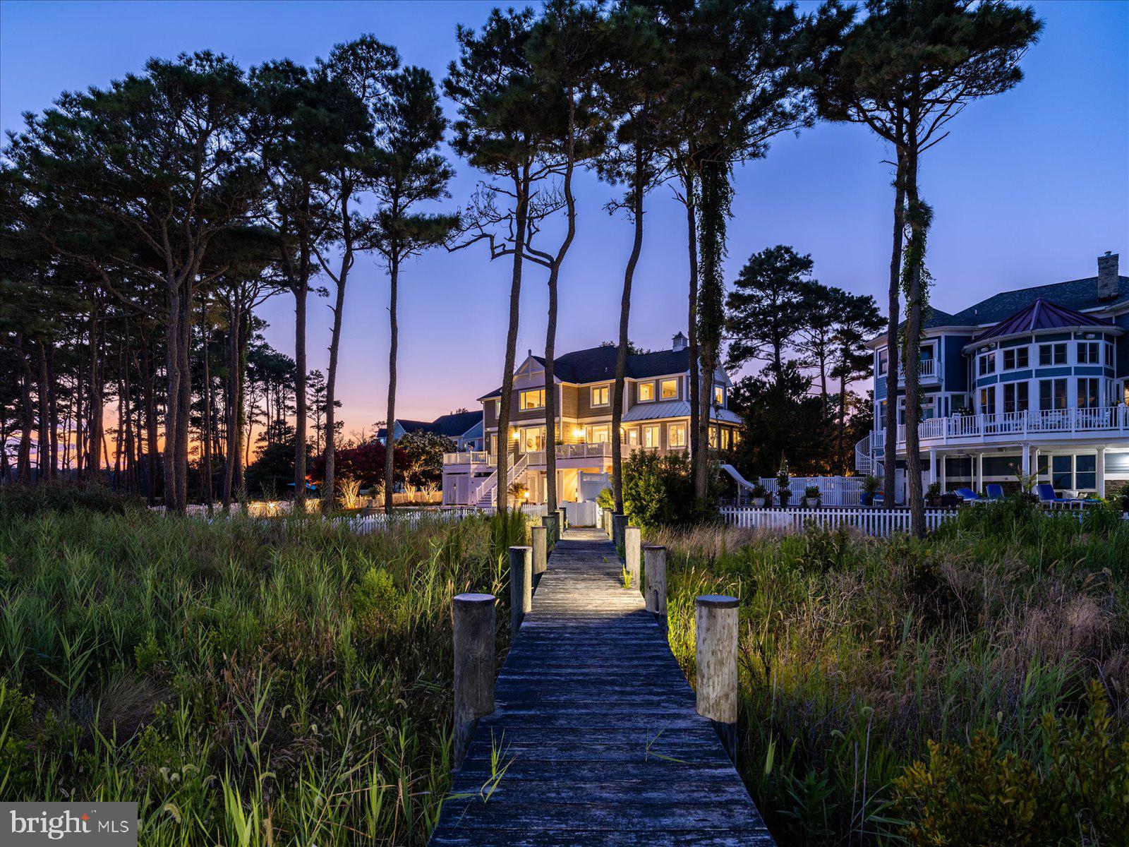 OCEAN REEF - Residential