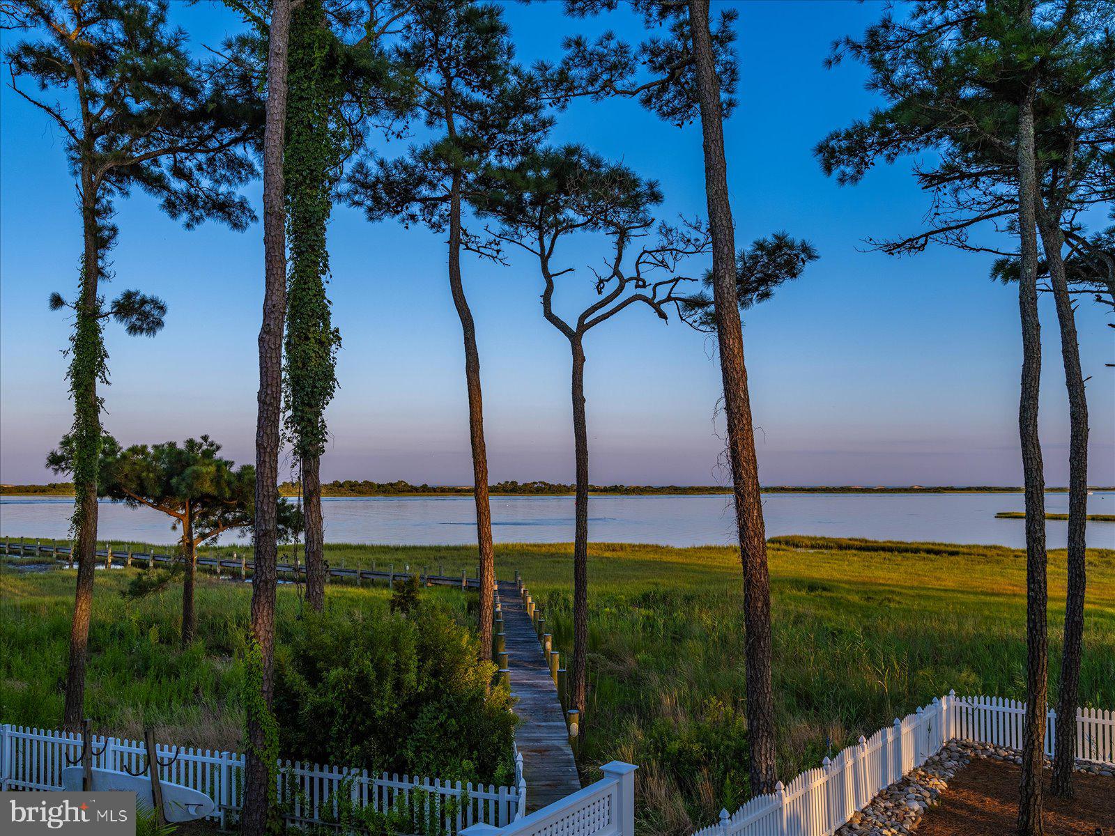 OCEAN REEF - Residential