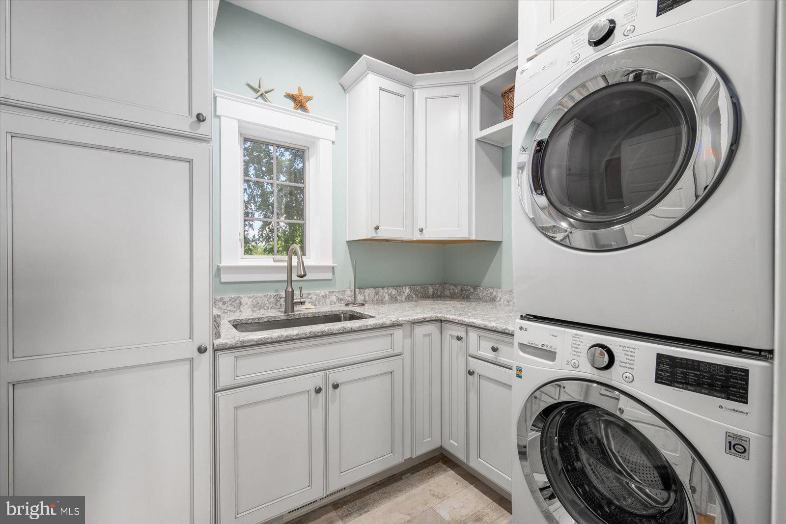 OCEAN REEF - Residential