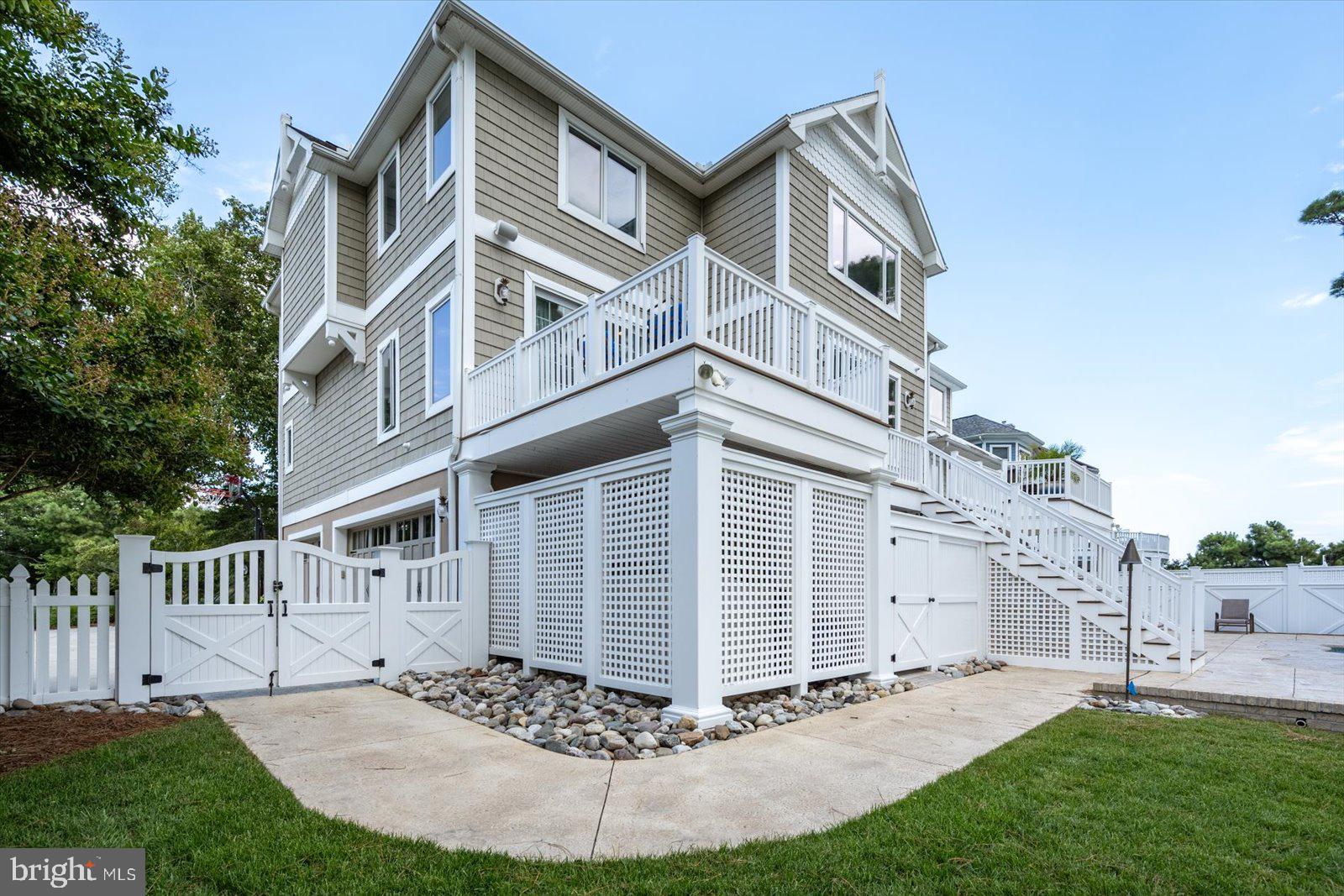 OCEAN REEF - Residential