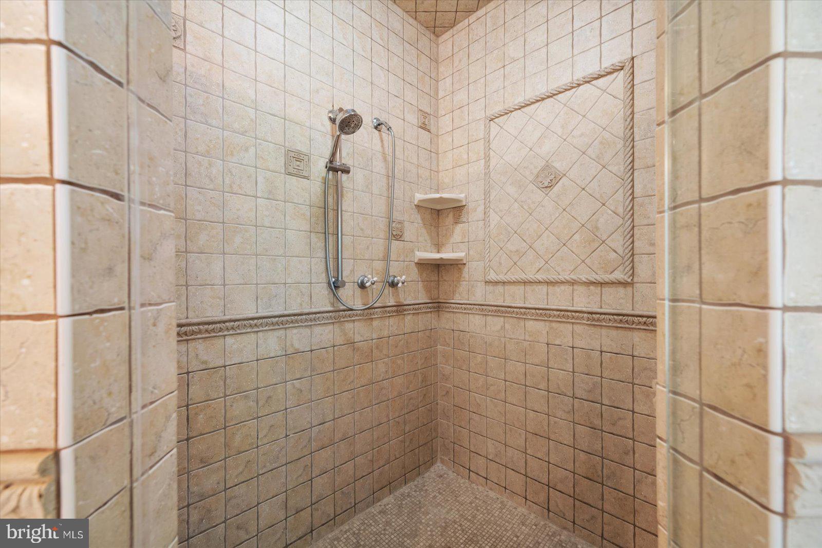 OCEAN REEF - Residential