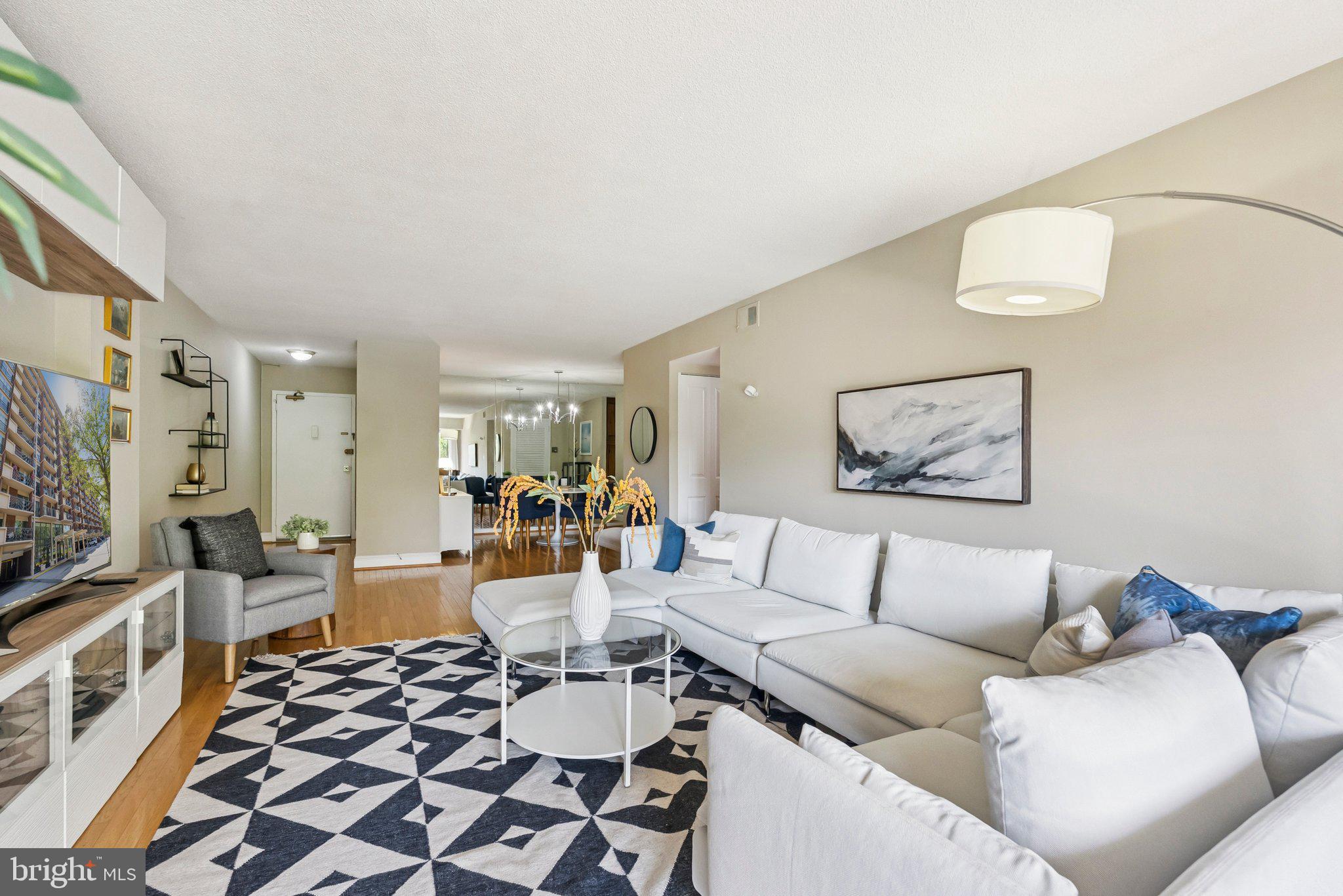 1300 ARMY NAVY DRIVE 514