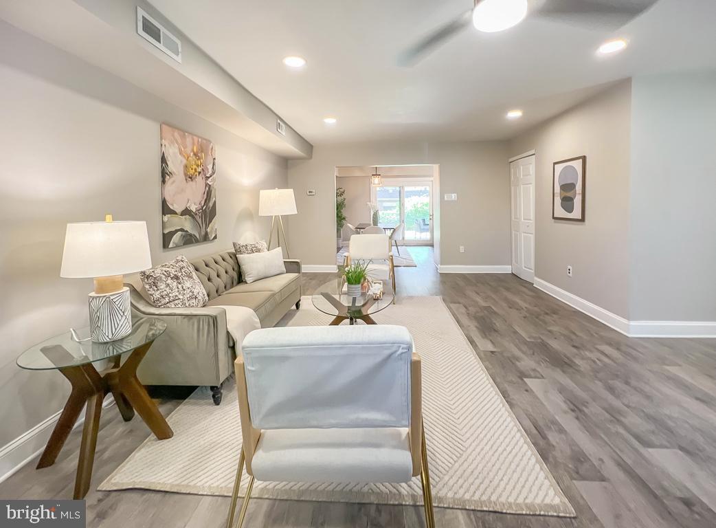 HOLLYBROOKE - Residential