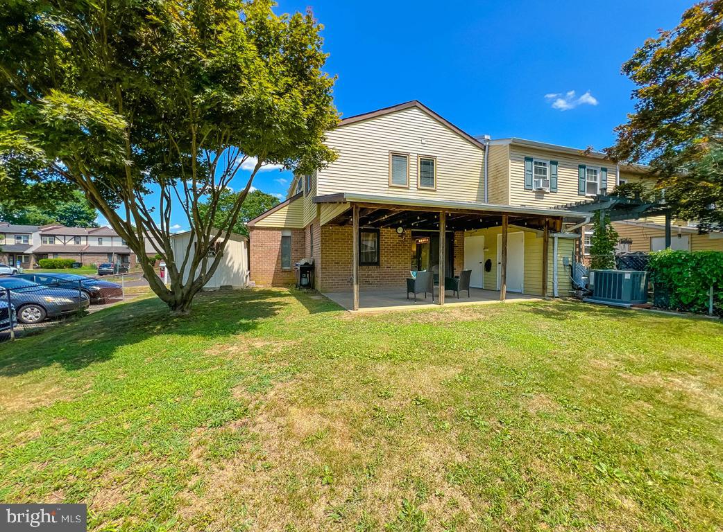 HOLLYBROOKE - Residential