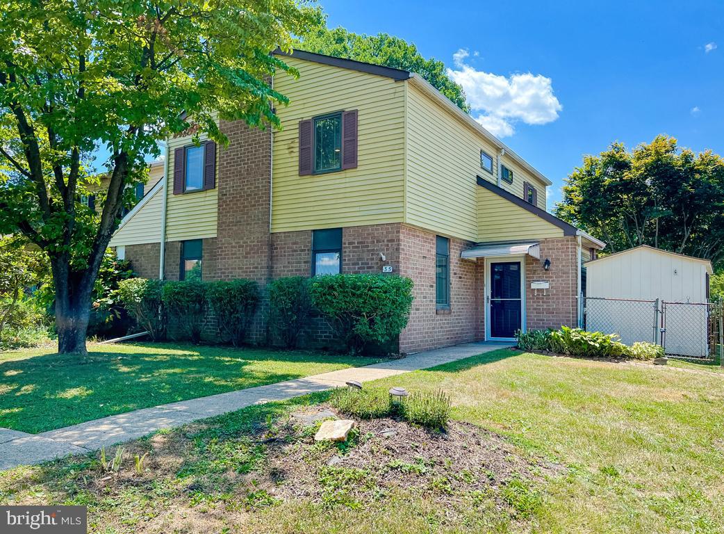 HOLLYBROOKE - Residential