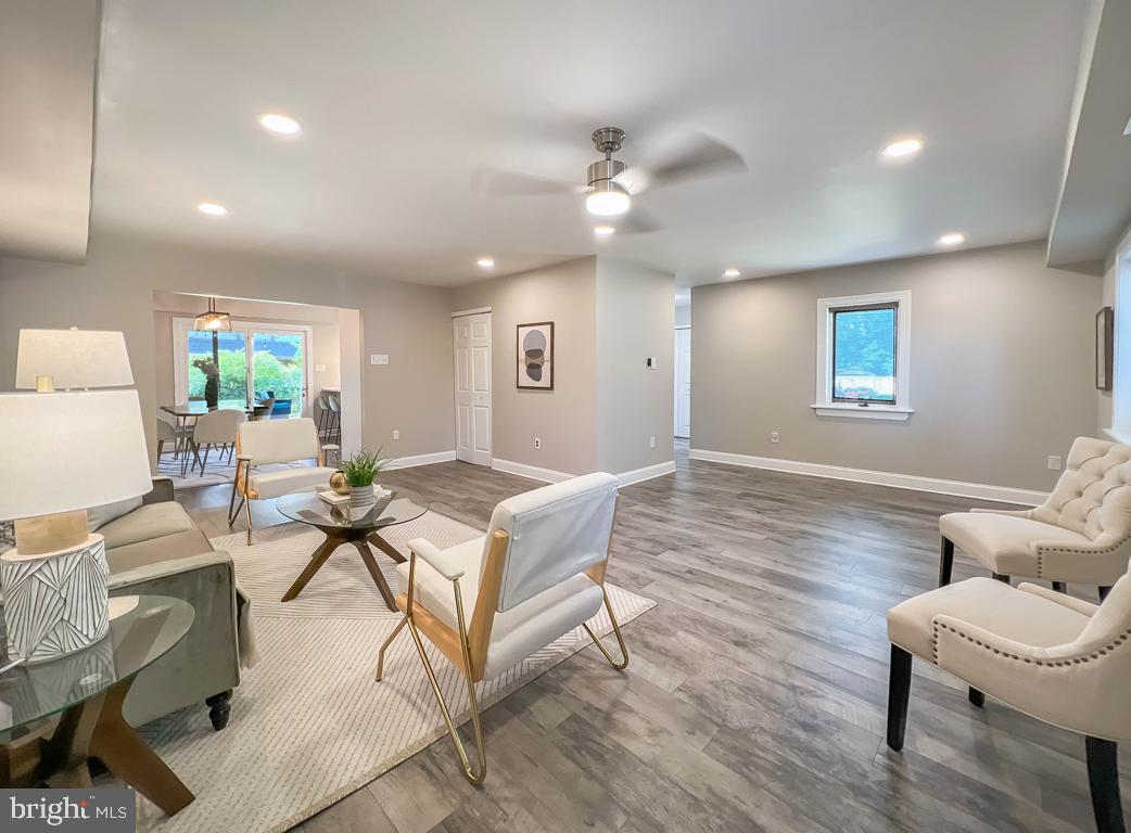 HOLLYBROOKE - Residential