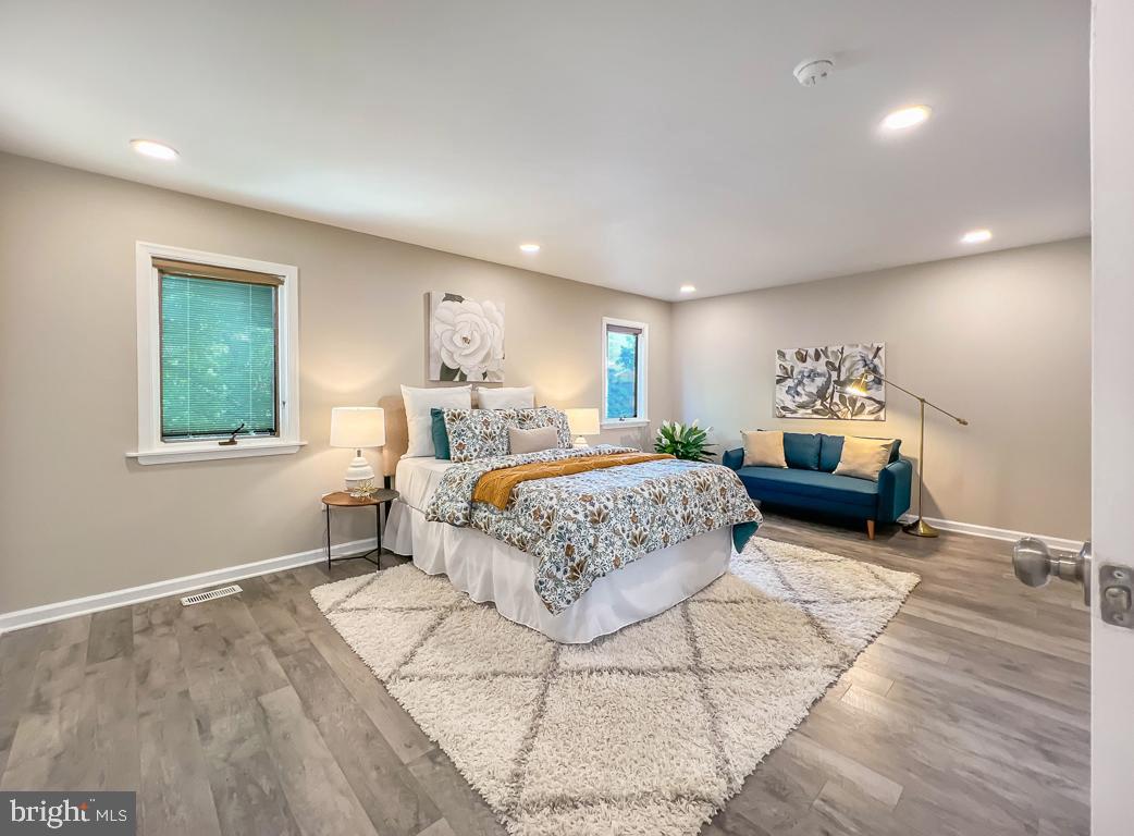 HOLLYBROOKE - Residential