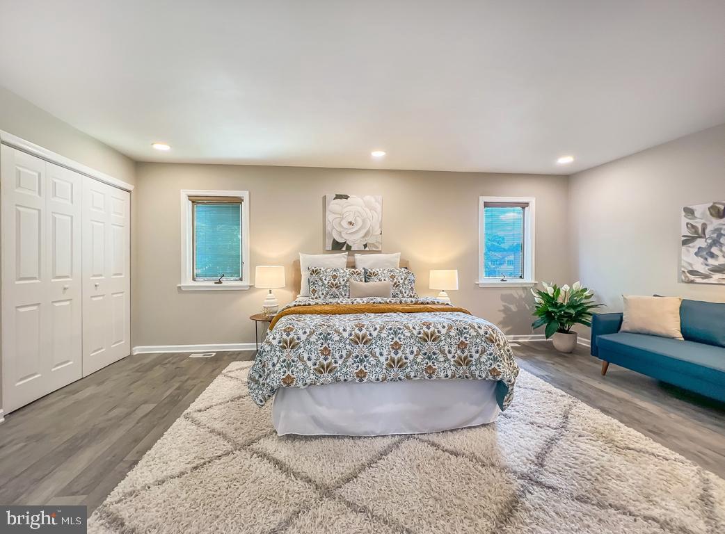 HOLLYBROOKE - Residential