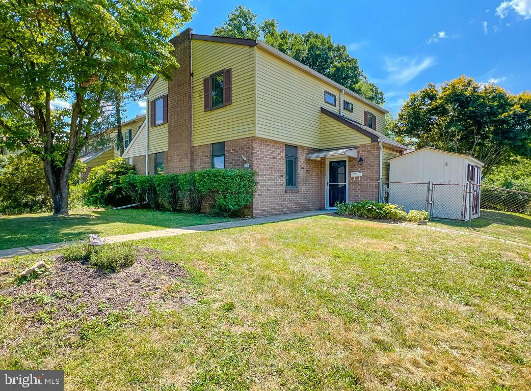 HOLLYBROOKE - Residential