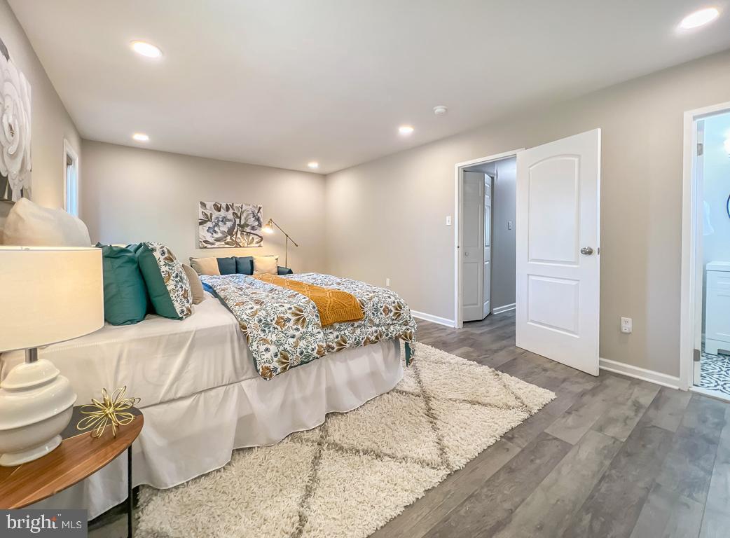 HOLLYBROOKE - Residential