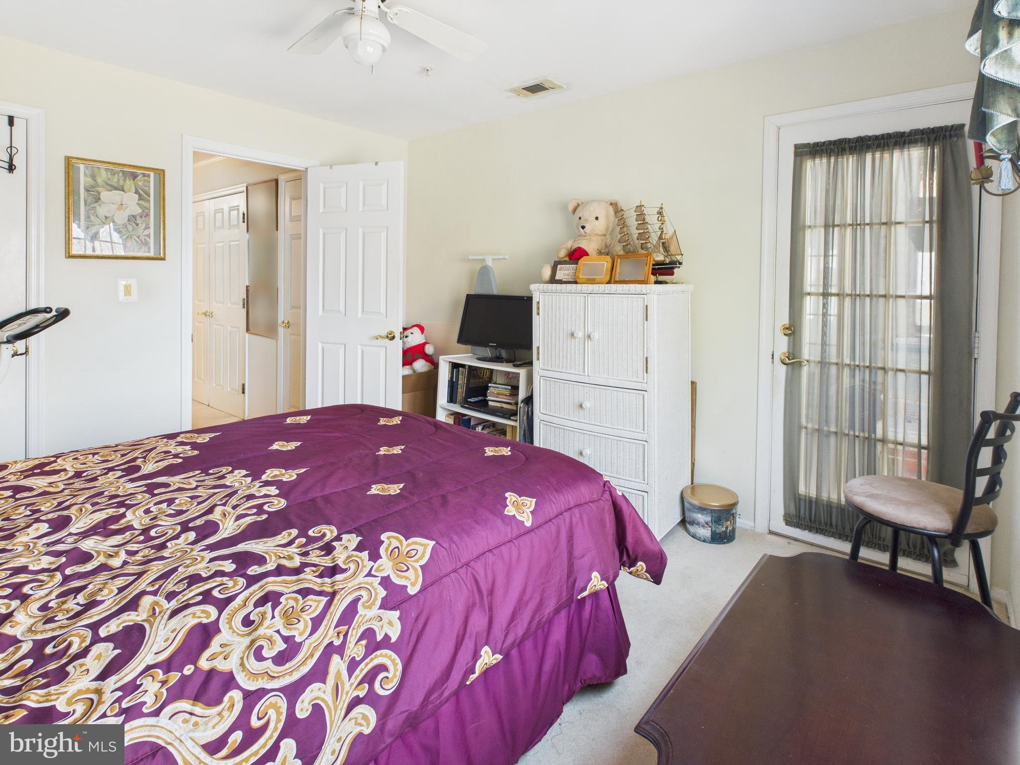 ENGLISH COUNTRY MANOR - Residential