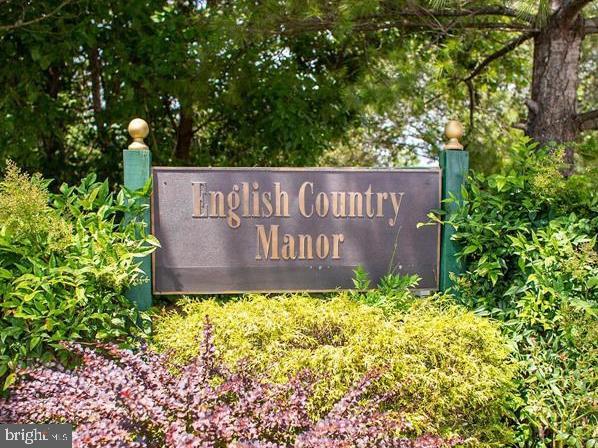 ENGLISH COUNTRY MANOR - Residential