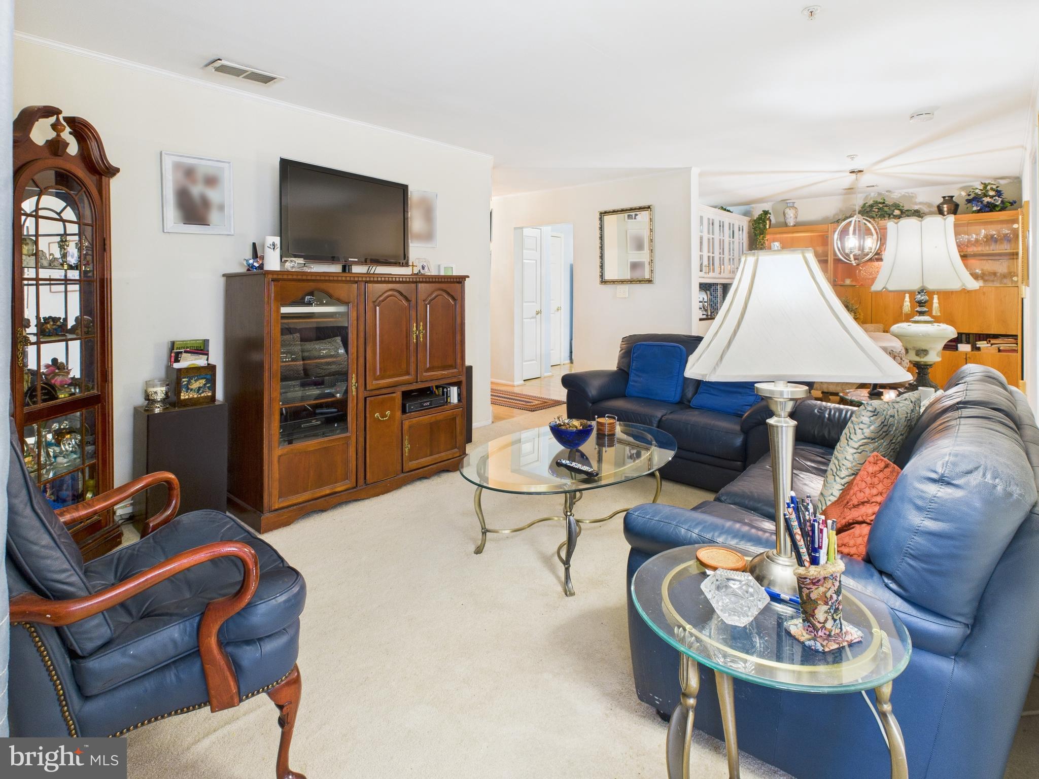 ENGLISH COUNTRY MANOR - Residential