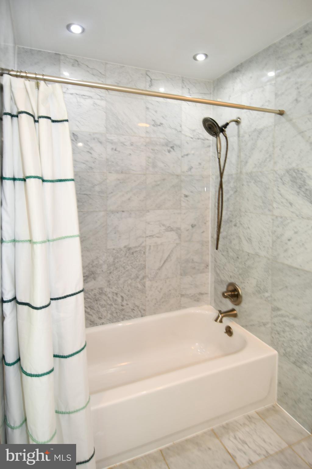 NORTH FARM - Residential