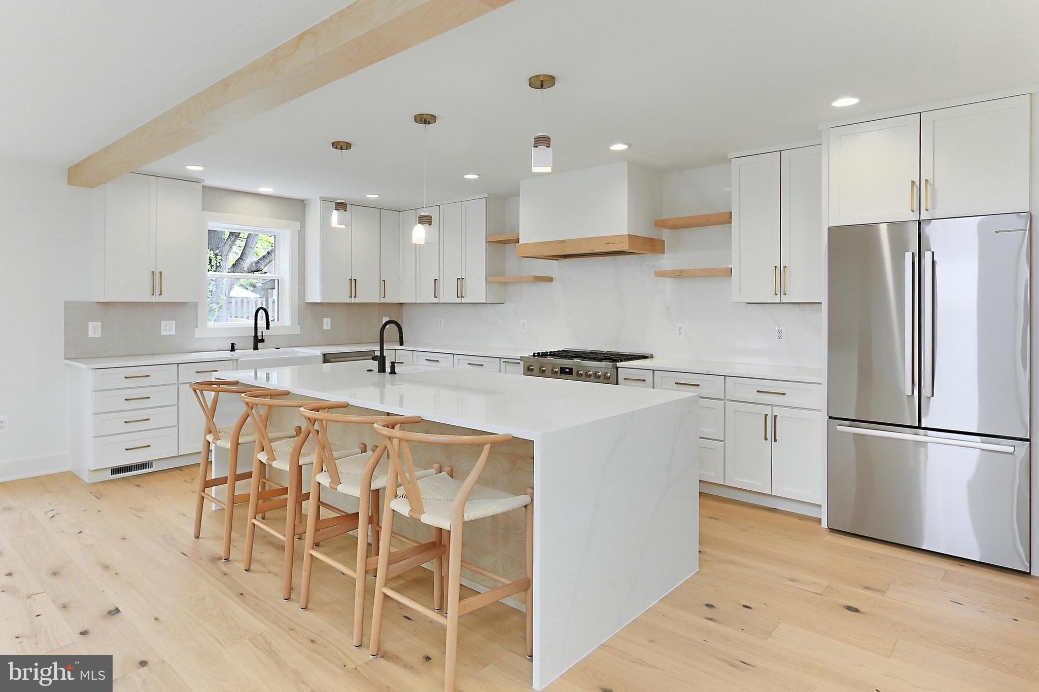 ARLINGTON FOREST - Residential