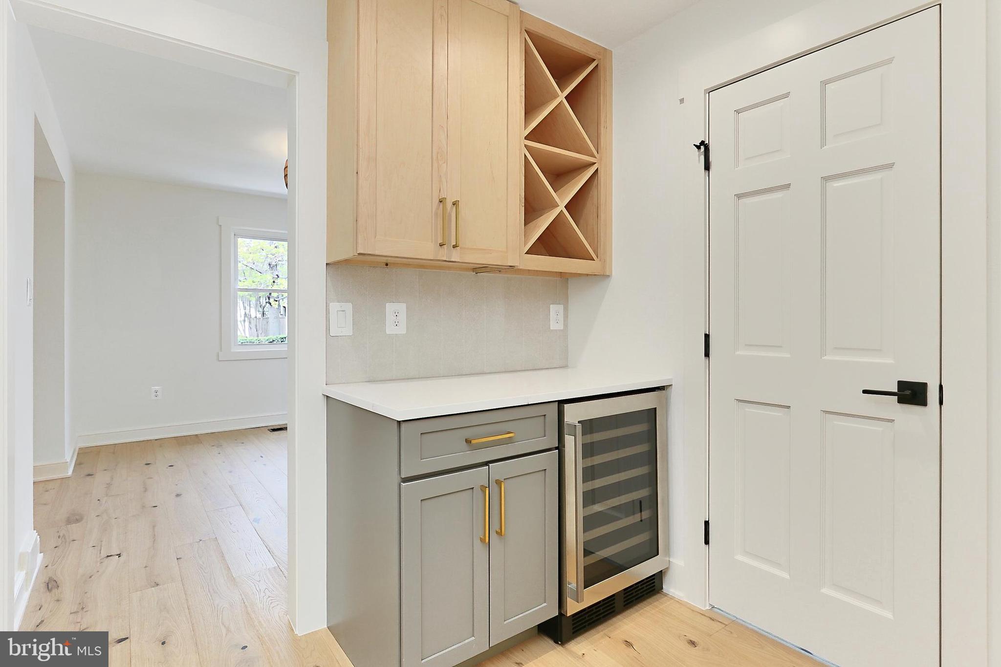 ARLINGTON FOREST - Residential