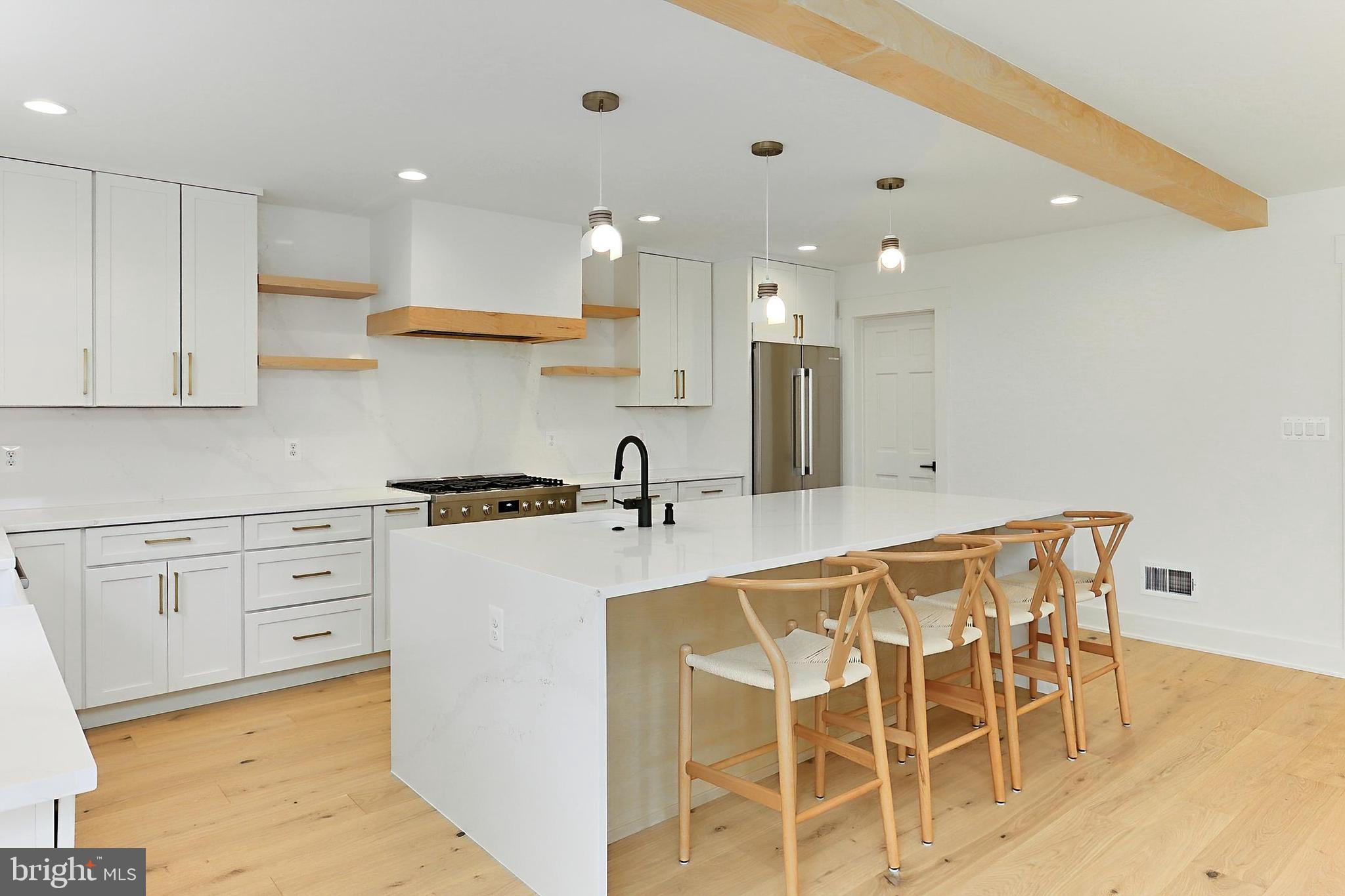 ARLINGTON FOREST - Residential