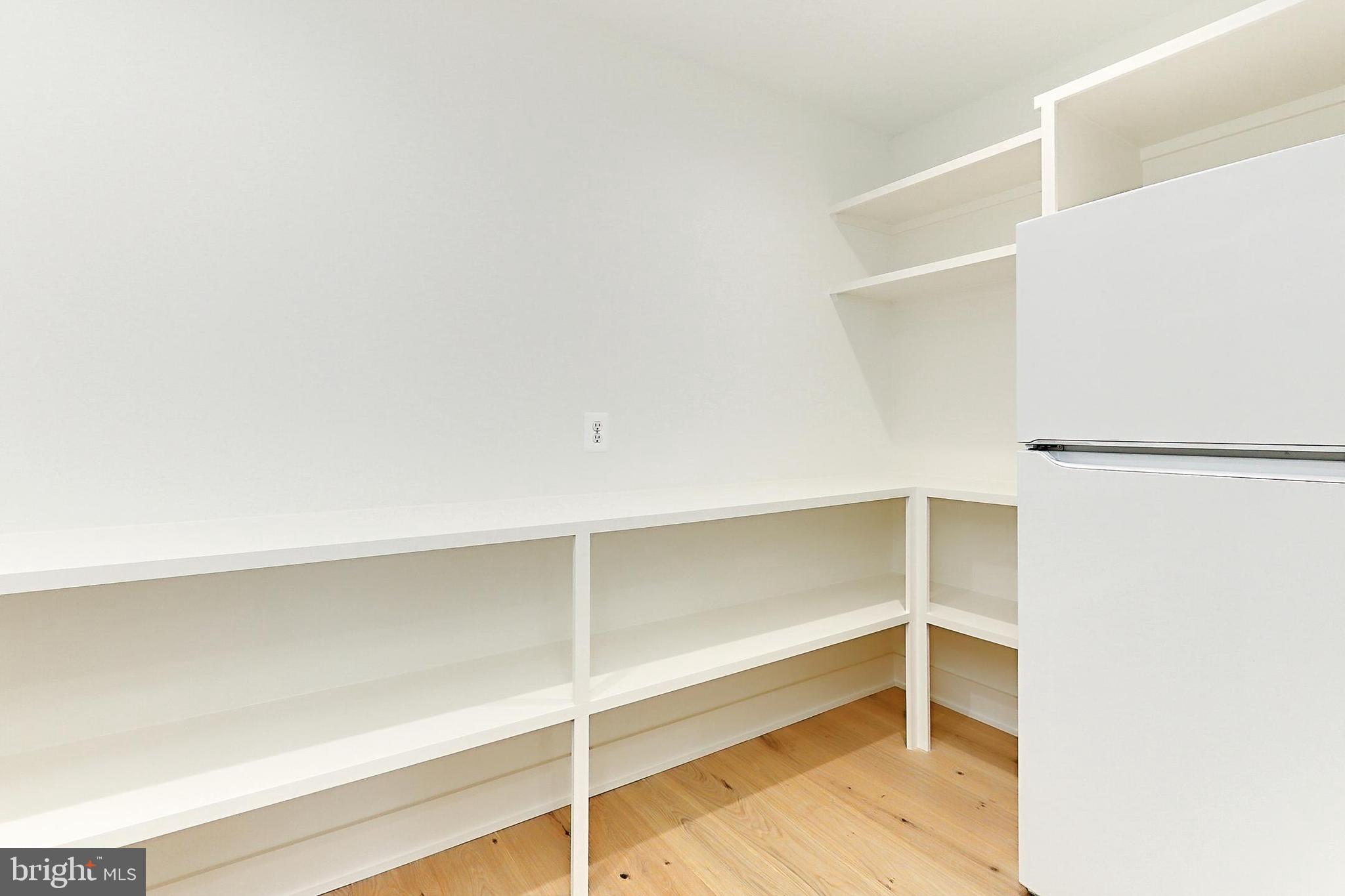 ARLINGTON FOREST - Residential