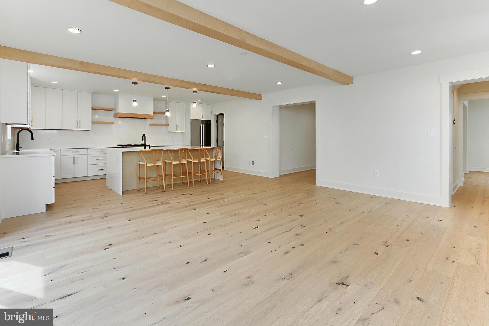 ARLINGTON FOREST - Residential