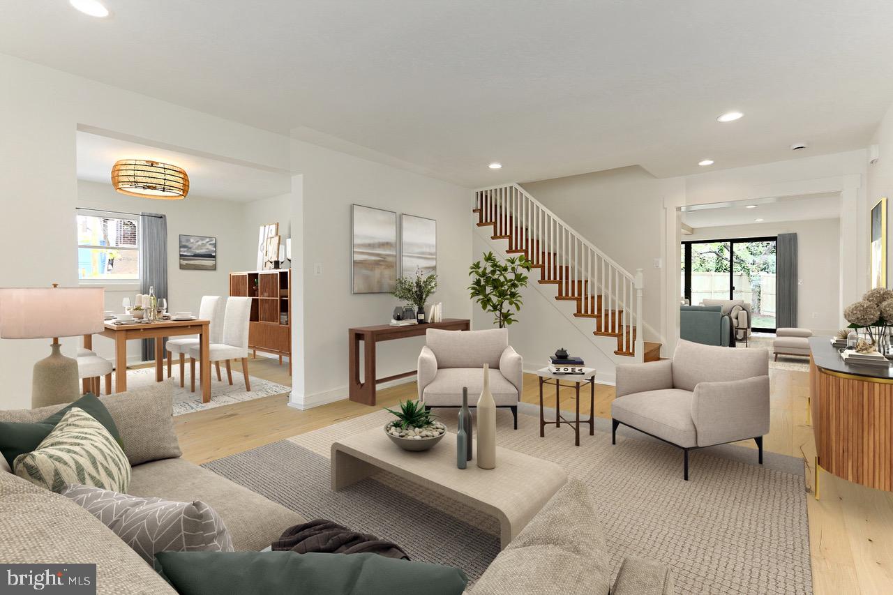 ARLINGTON FOREST - Residential