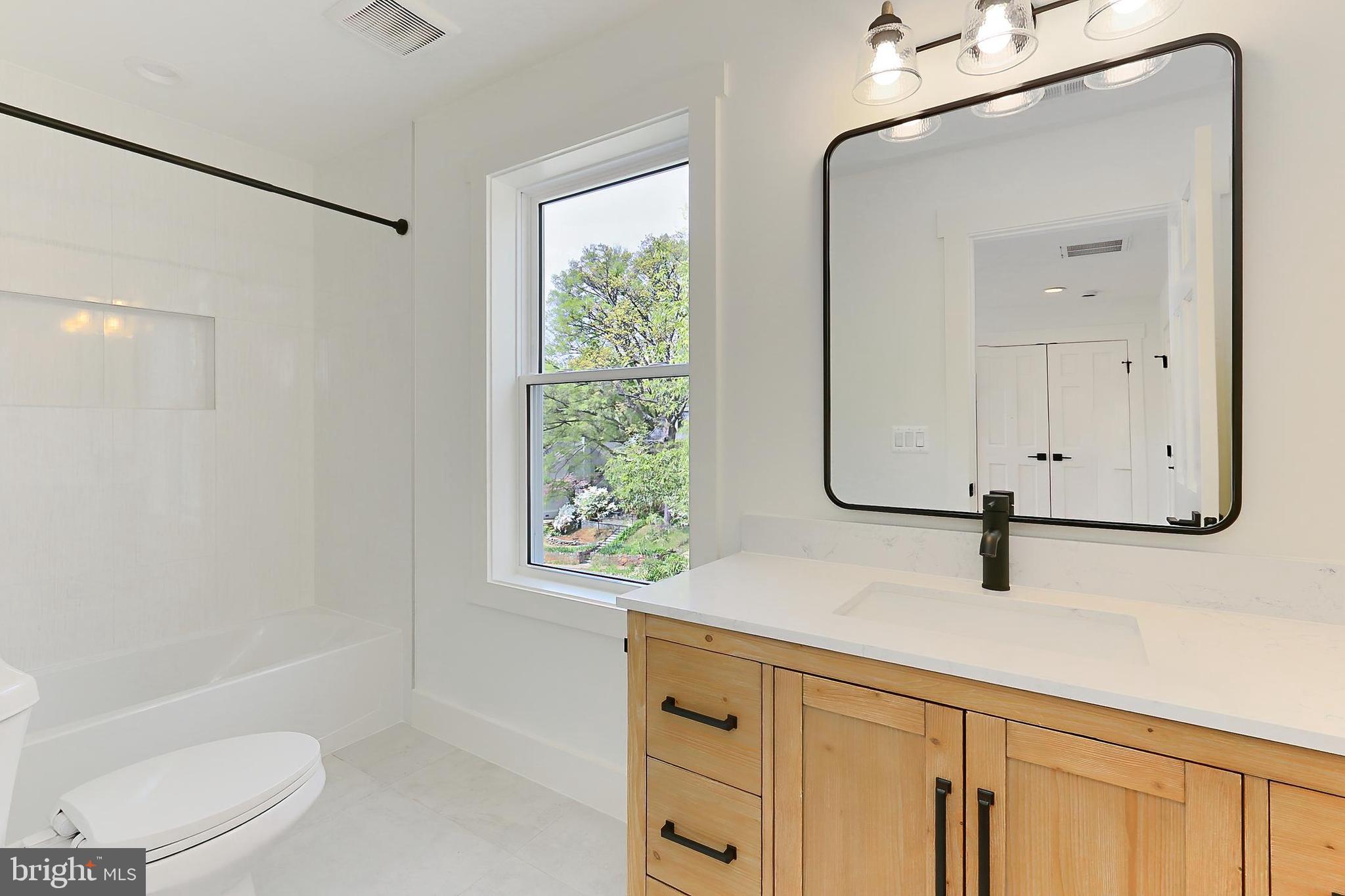 ARLINGTON FOREST - Residential