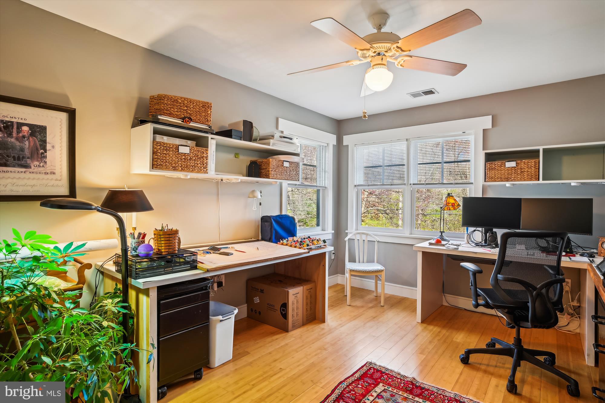 SEVEN OAKS - Residential