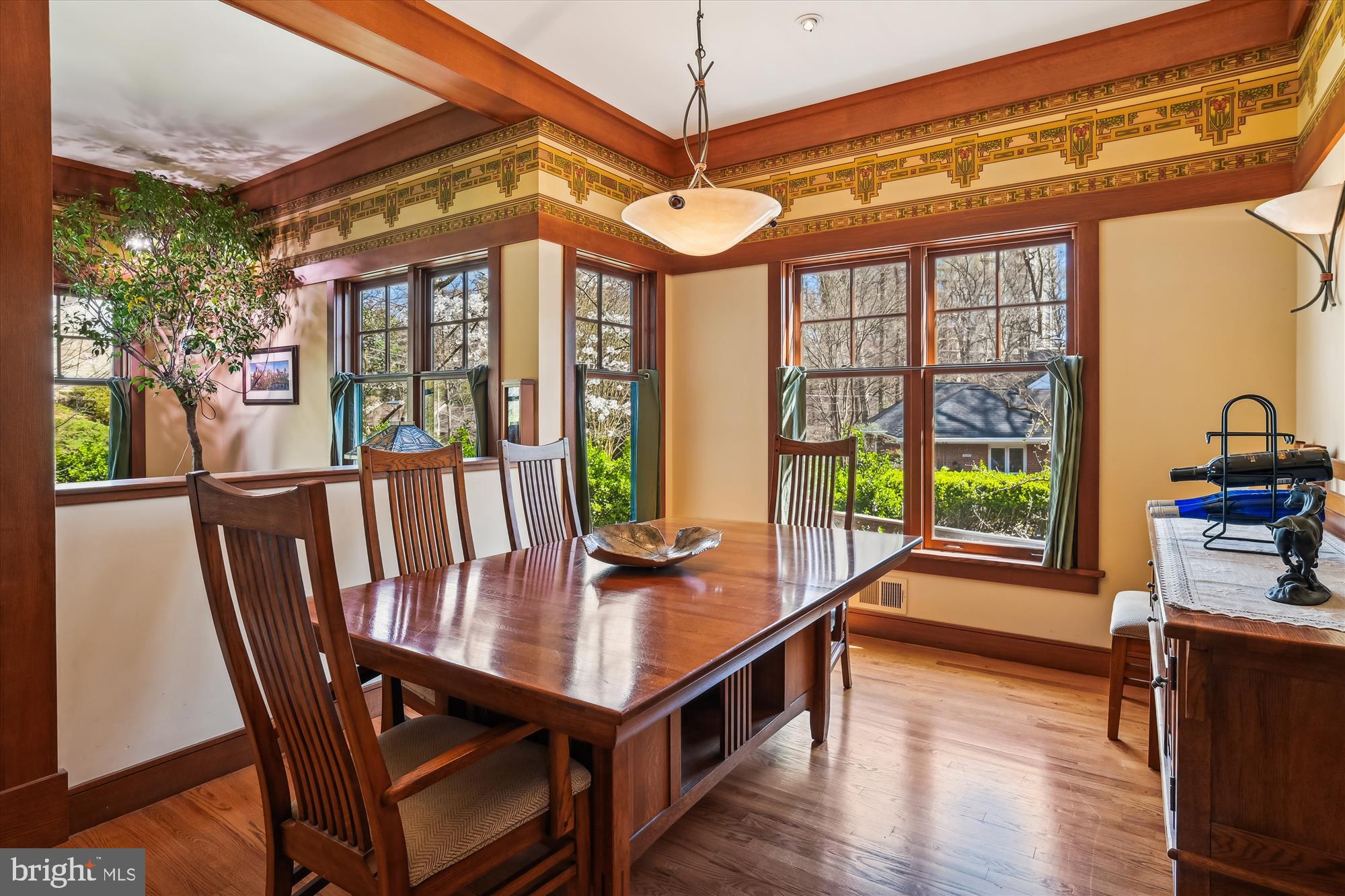 SEVEN OAKS - Residential